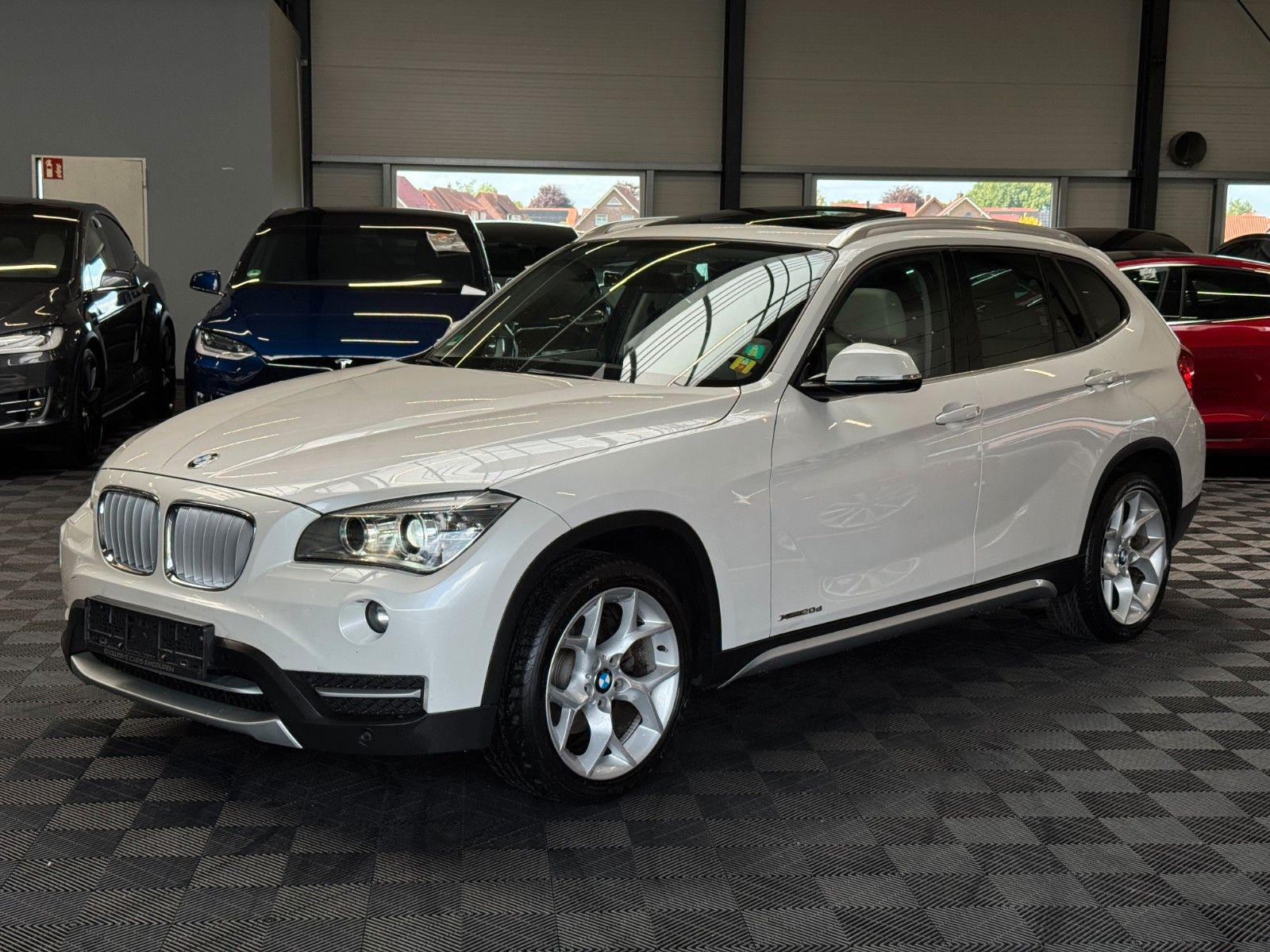 BMW X1 X1 Drive20d | M SPORT | PANO | AHK | SCHECKHEFT