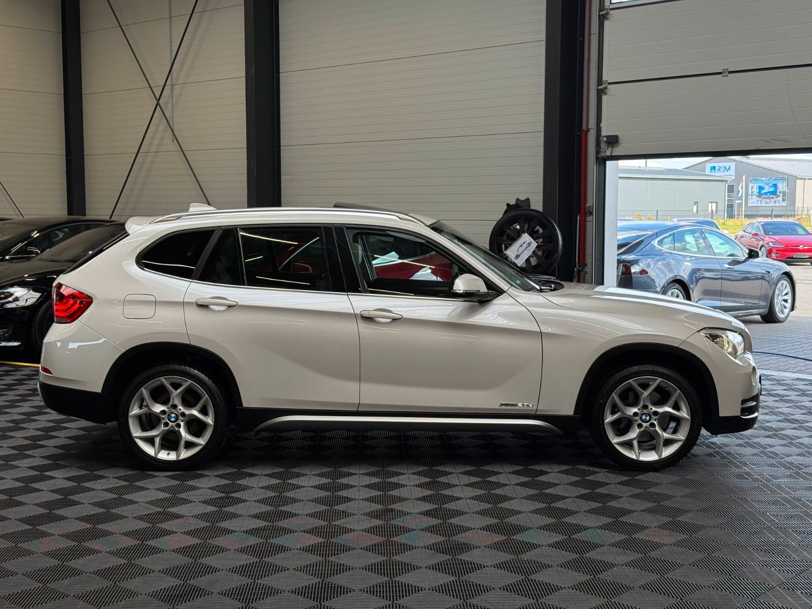 BMW X1 X1 Drive20d | M SPORT | PANO | AHK | SCHECKHEFT