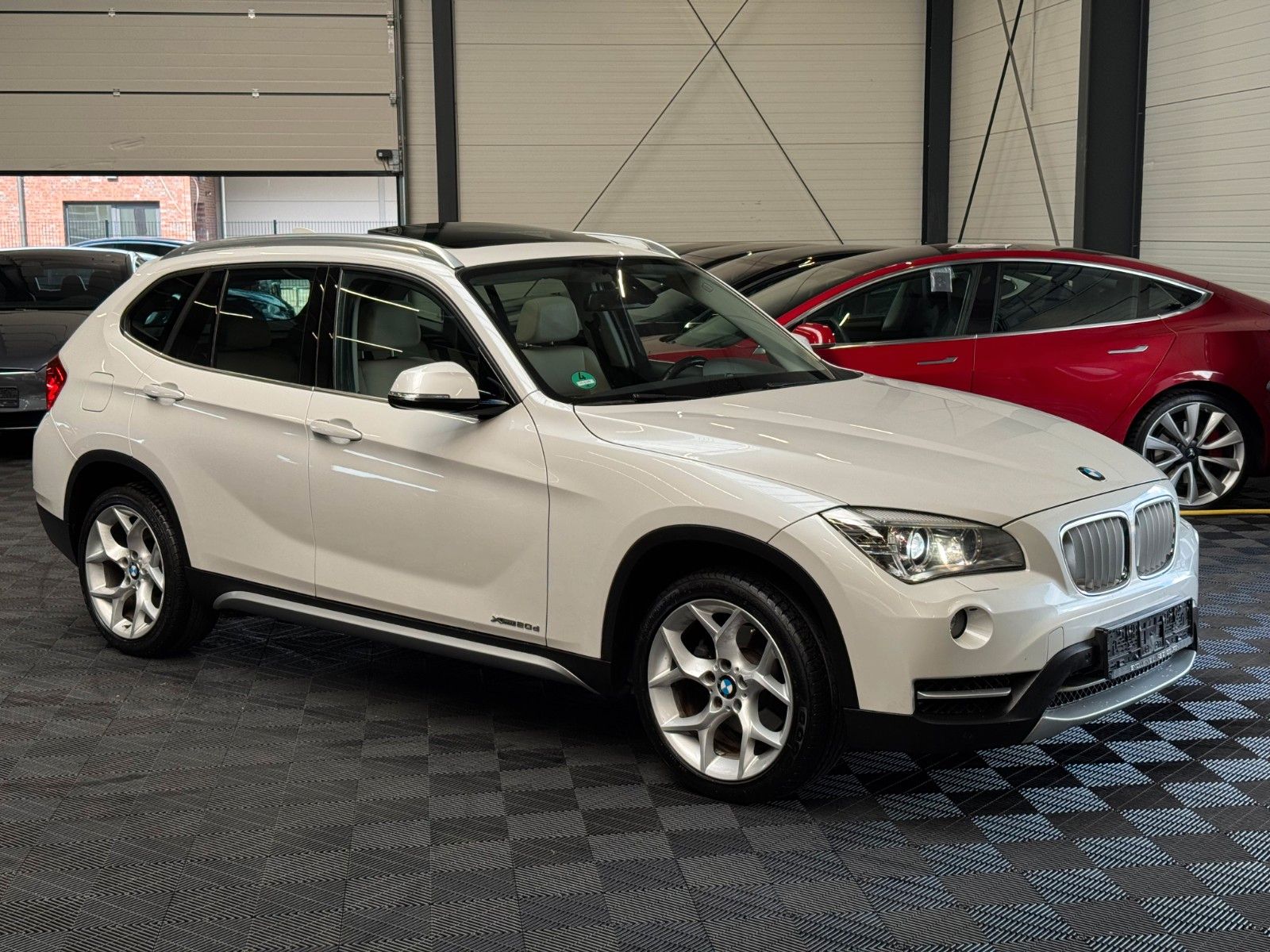 BMW X1 X1 Drive20d | M SPORT | PANO | AHK | SCHECKHEFT