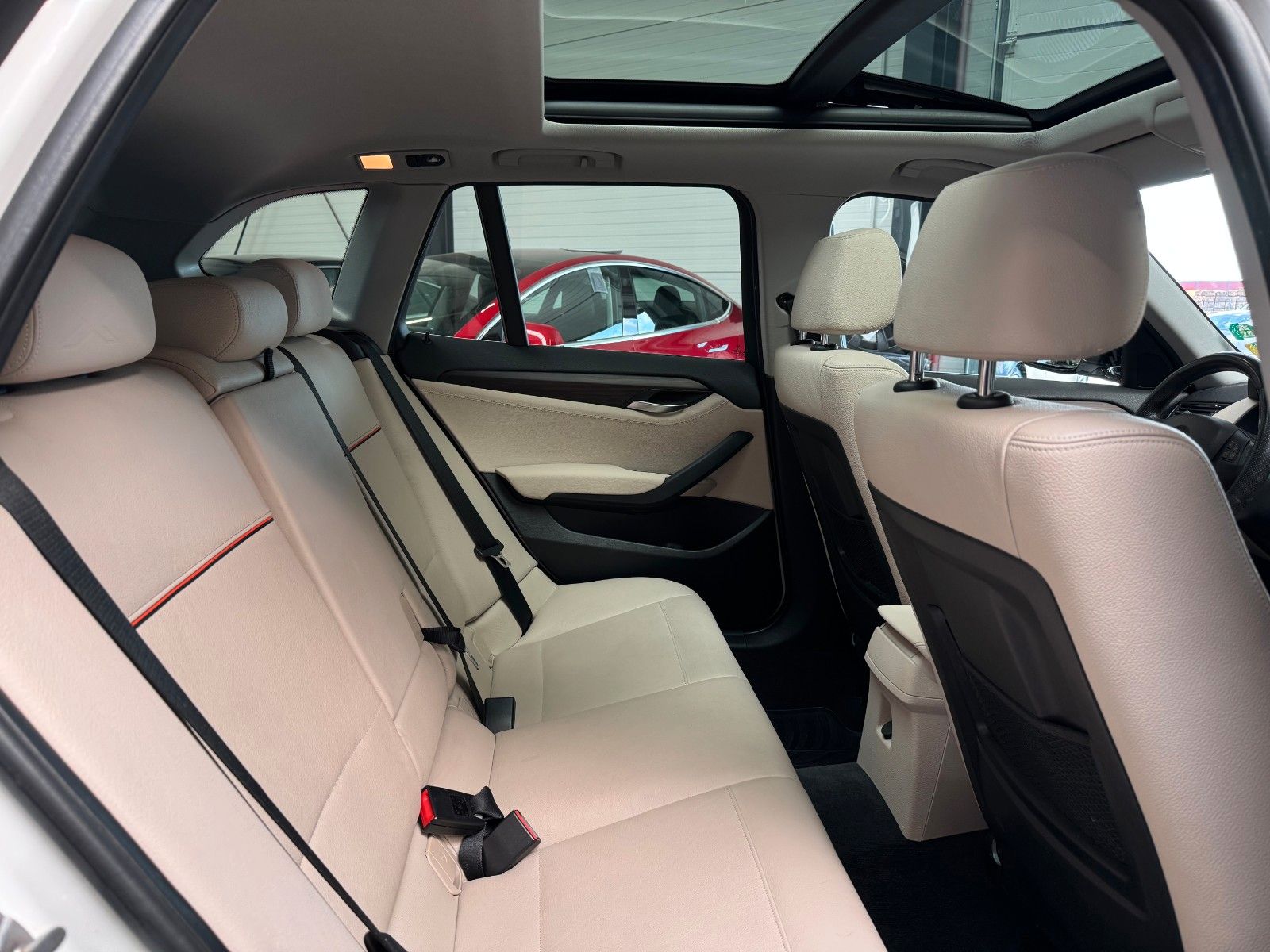 BMW X1 X1 Drive20d | M SPORT | PANO | AHK | SCHECKHEFT