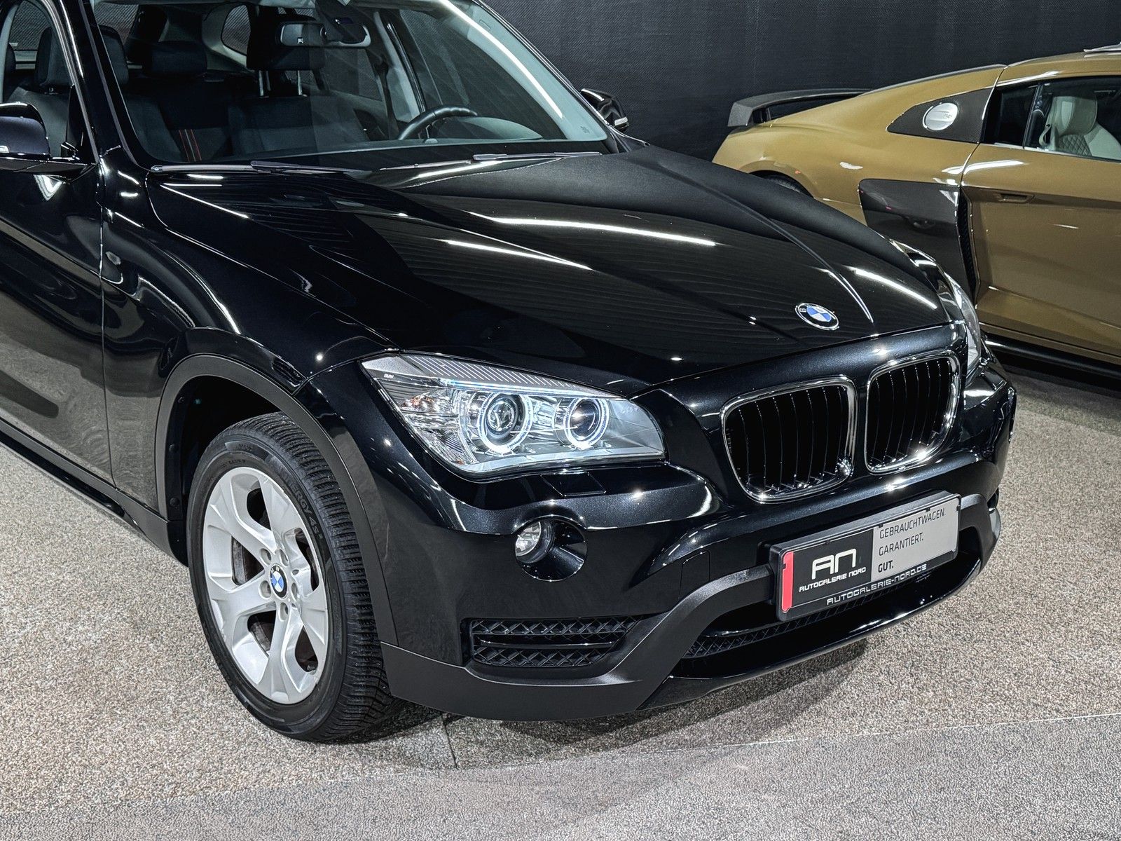 BMW X1 X1 xDrive 18d Bi-Xenon+Navi+PDC+ShadowLine
