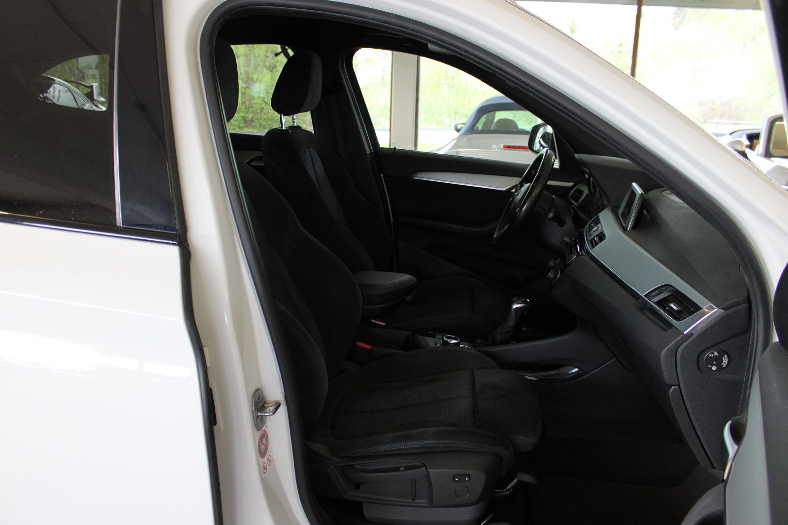 BMW X1 X1 xDrive 20 i M Sport *Automatik+M-Paket*