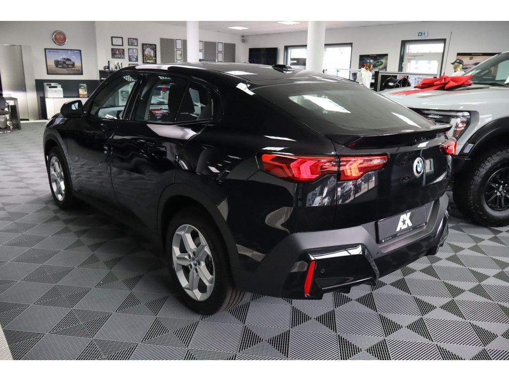 BMW X2 X2 20d Garantie 05/2028 NP: 51.000€ Panorama LED