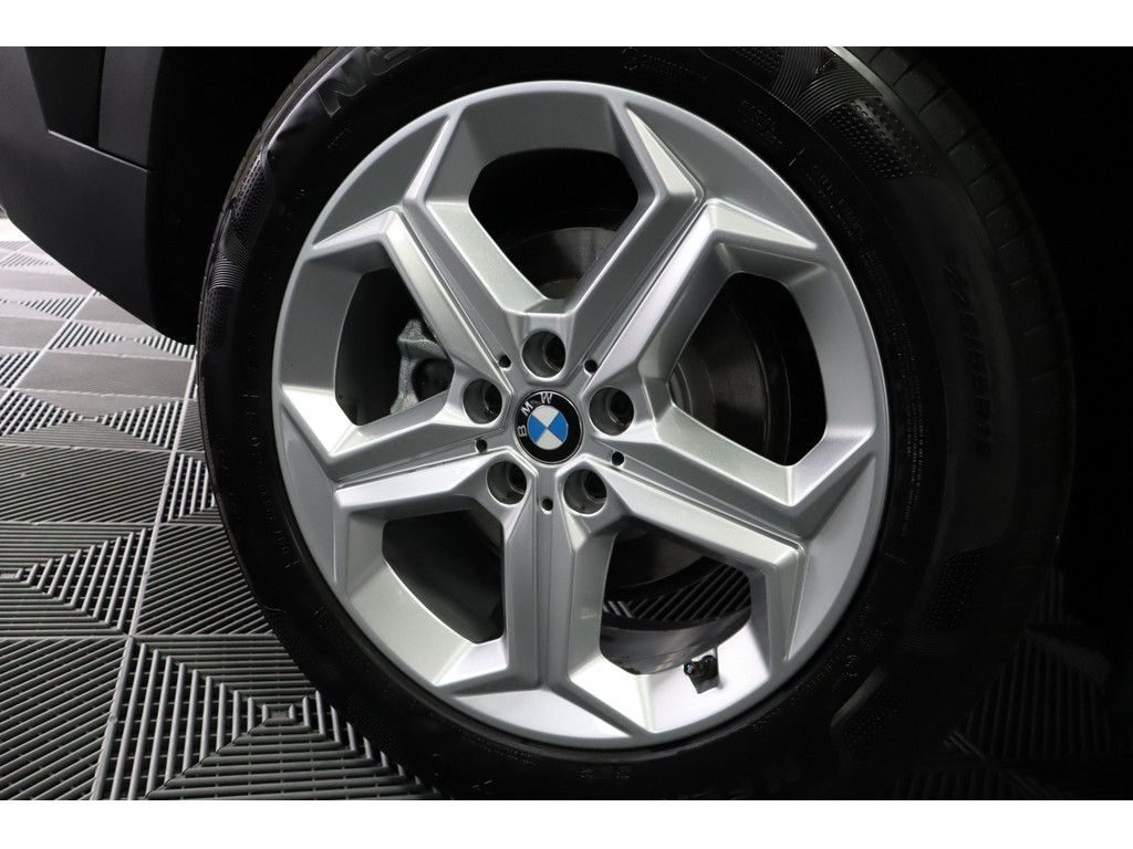 BMW X2 X2 20d Garantie 05/2028 NP: 51.000€ Panorama LED
