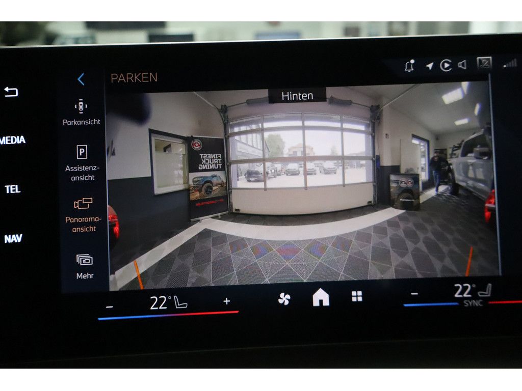 BMW X2 X2 20d Garantie 05/2028 NP: 51.000€ Panorama LED