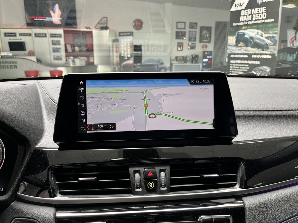 BMW X2 X2 M35i Facelift AHK HiFi SHZ NAVI HUD LED PANO