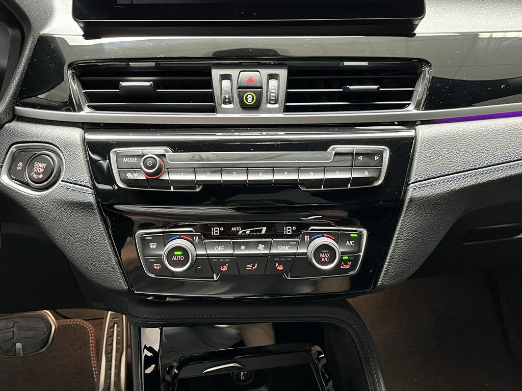 BMW X2 X2 M35i Facelift AHK HiFi SHZ NAVI HUD LED PANO