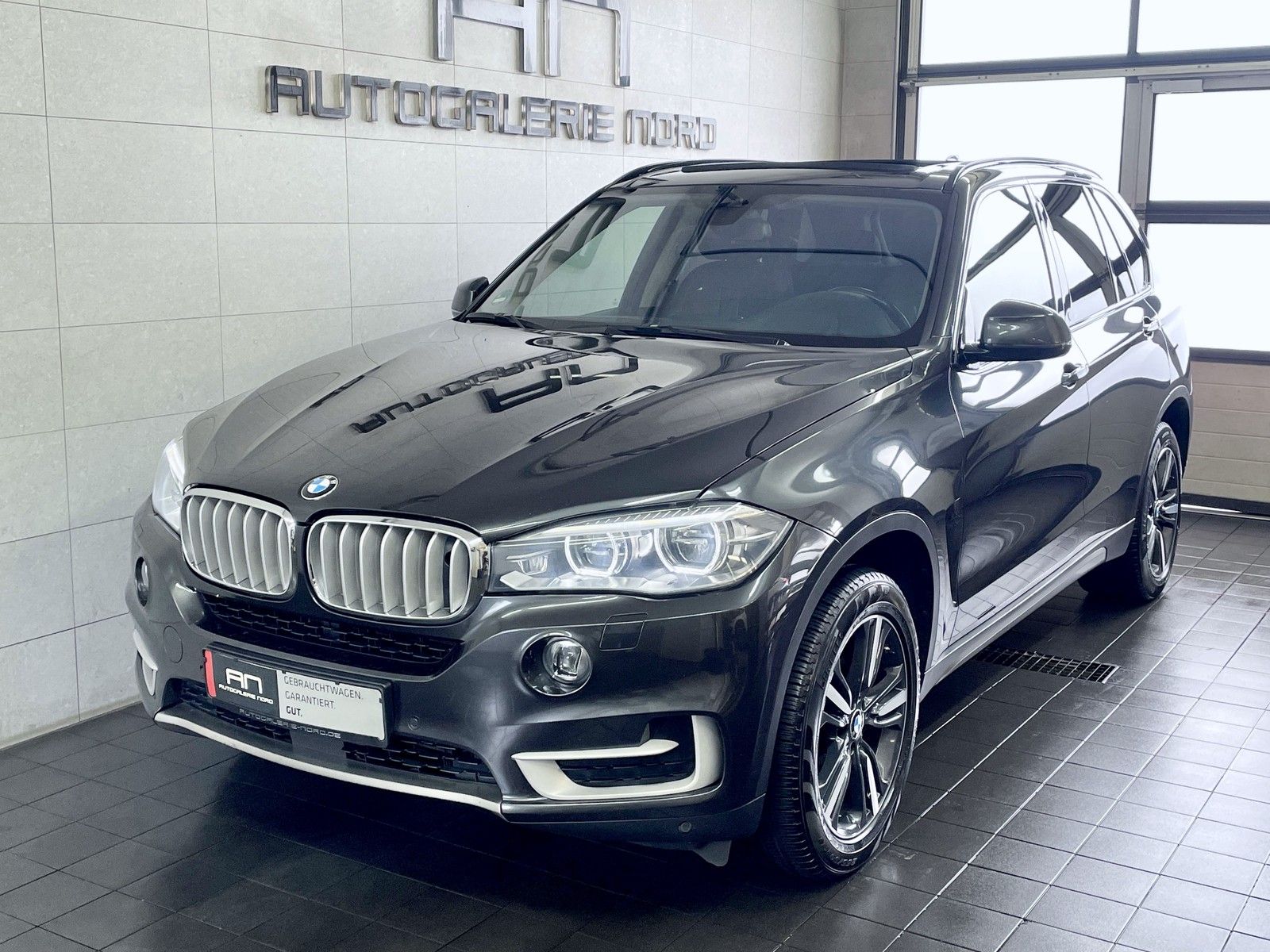 BMW X5 X5 xDrive Design Pano+Nachtsicht+ACC+Soft+HuD+Sh