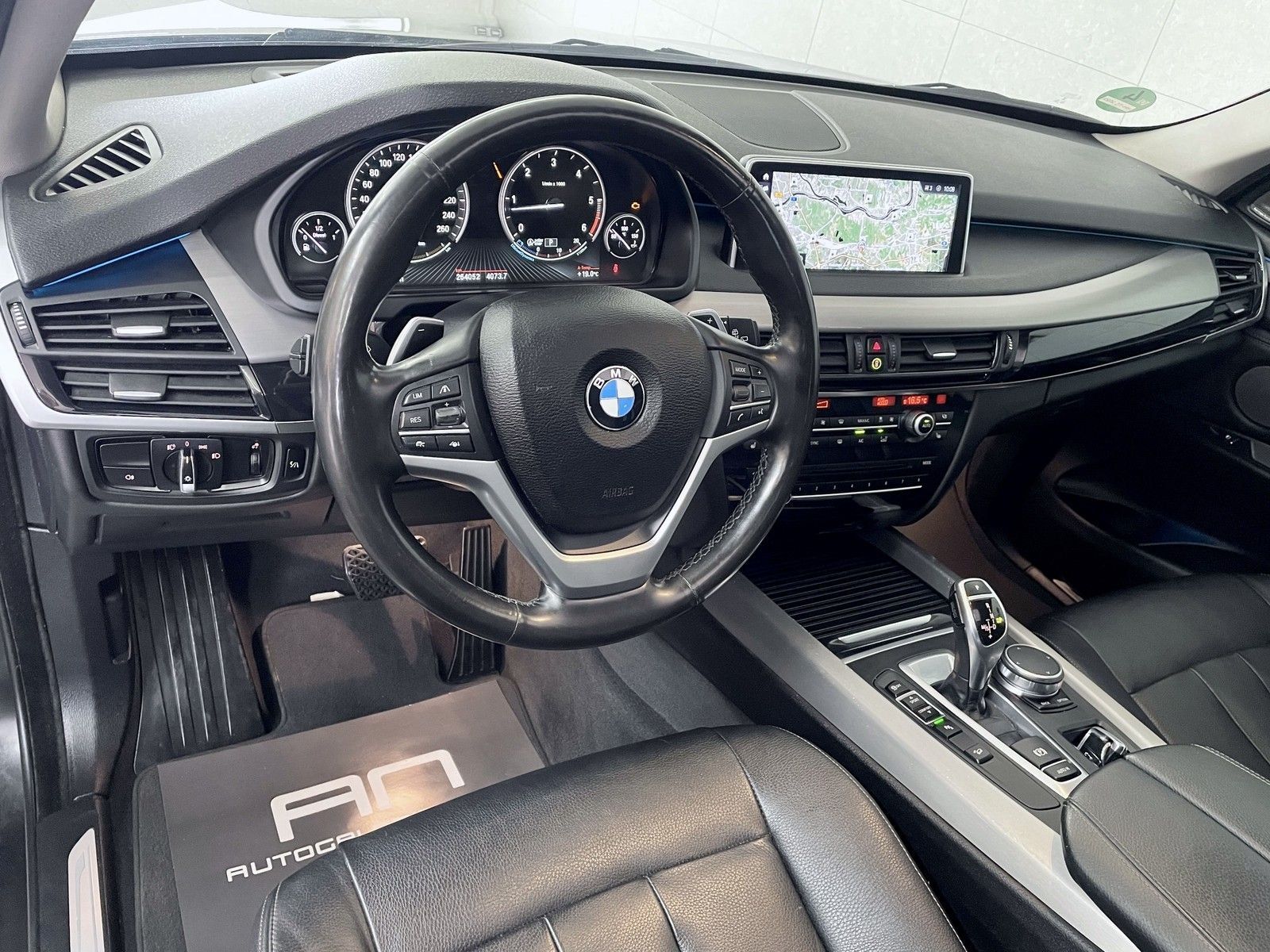 BMW X5 X5 xDrive Design Pano+Nachtsicht+ACC+Soft+HuD+Sh