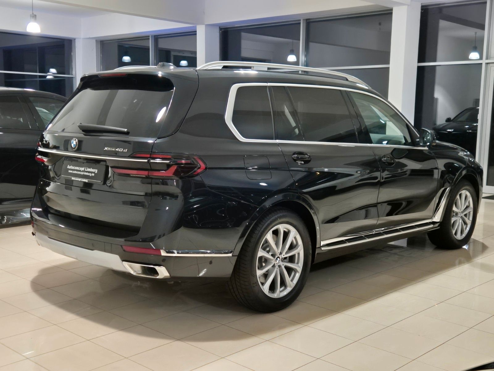 BMW X7 X7 xDrive 40 d/HUD/Pano/AHK/Softclose/7Sitze/LED