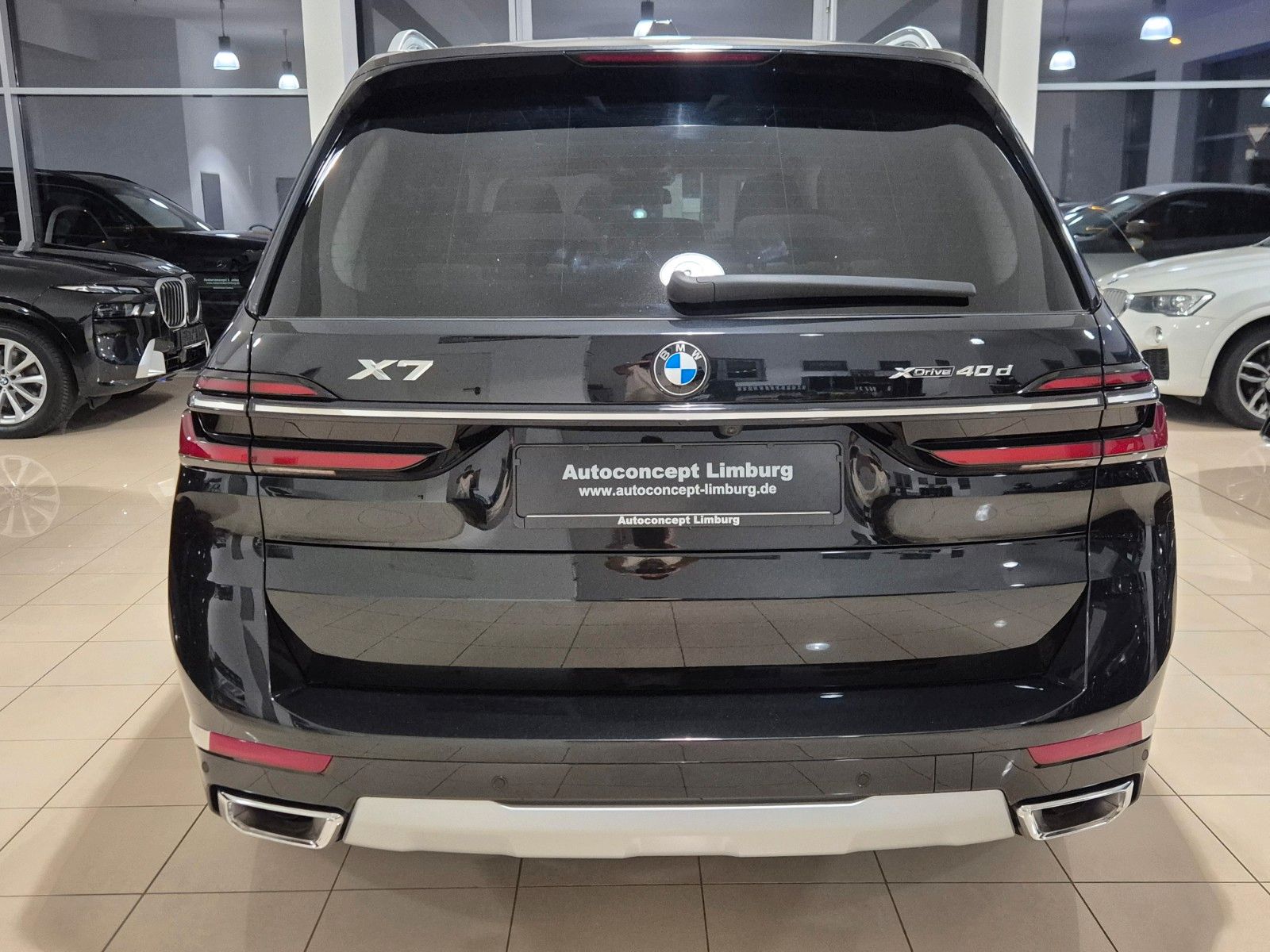 BMW X7 X7 xDrive 40 d/HUD/Pano/AHK/Softclose/7Sitze/LED