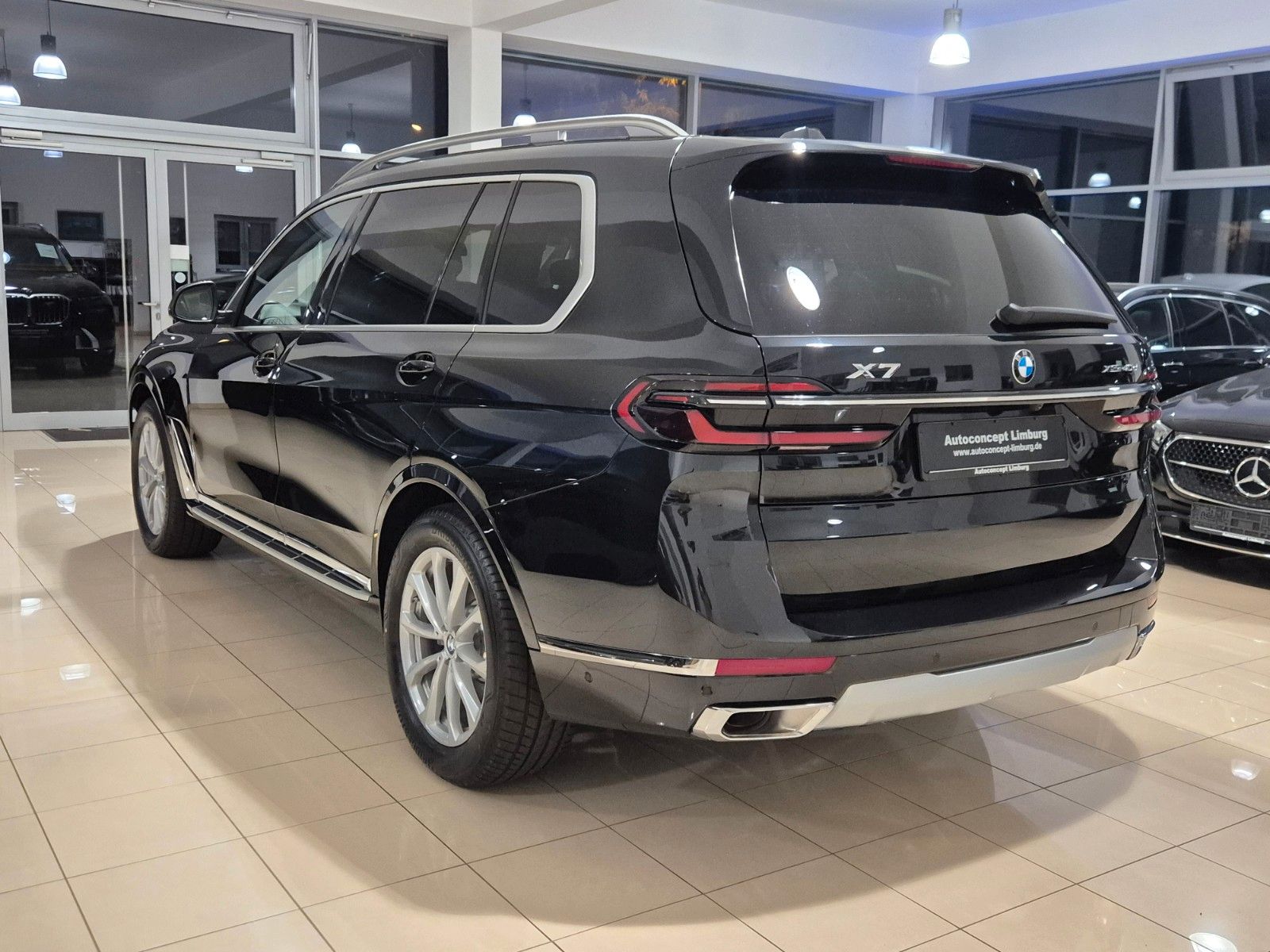 BMW X7 X7 xDrive 40 d/HUD/Pano/AHK/Softclose/7Sitze/LED