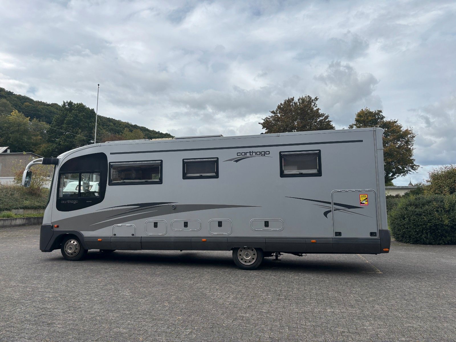 Carthago M-Liner 67 LRQ BITTE LESEN!