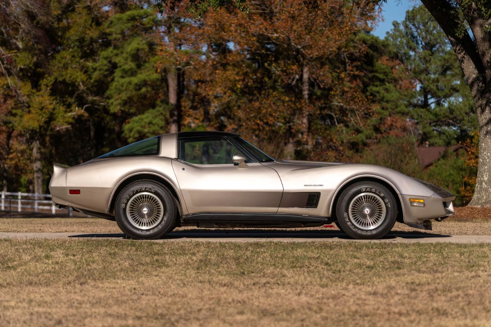 Corvette C3 Collector Edition, 43 km , Neu, 3 Jahre Garantie