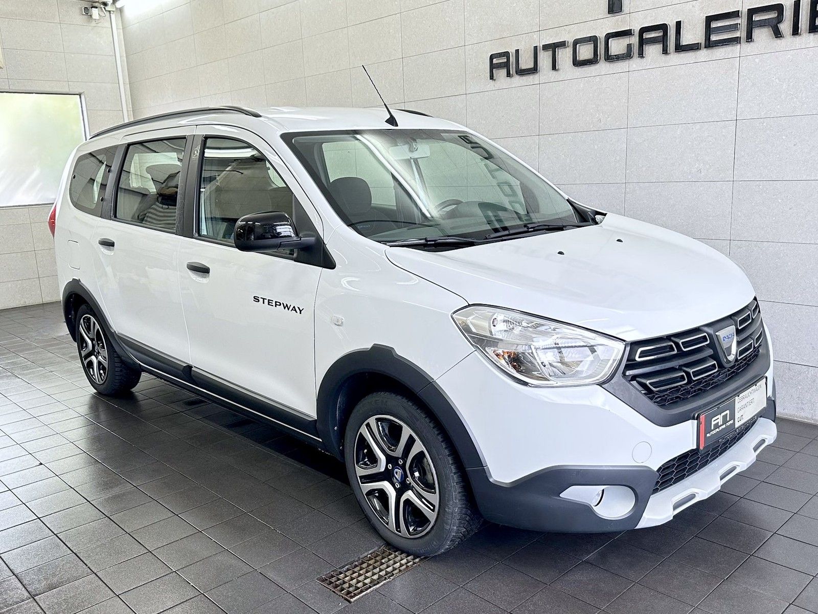 Dacia Lodgy Lodgy Laureate Tempomat+7 Sitze+Kamera