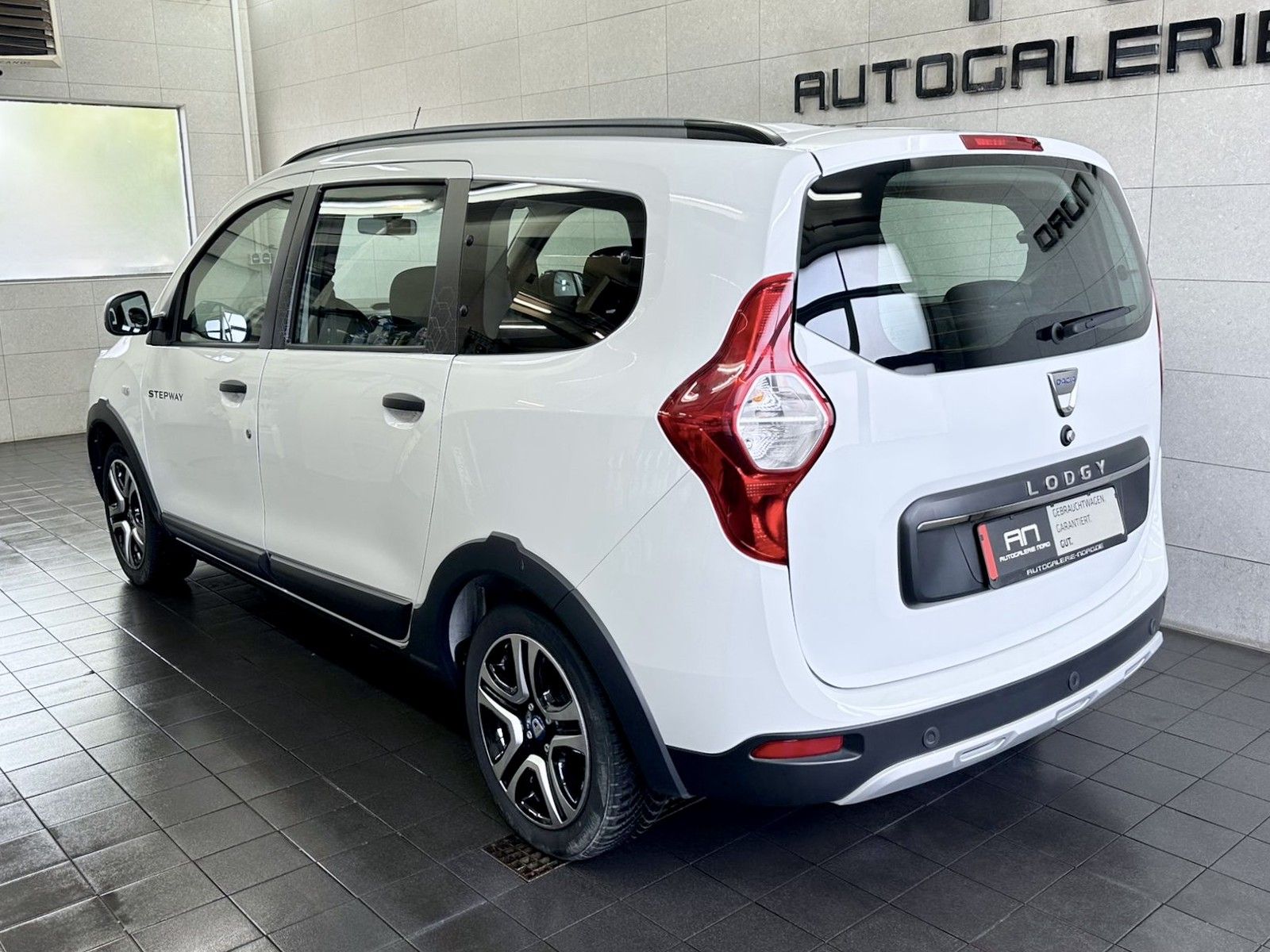 Dacia Lodgy Lodgy Laureate Tempomat+7 Sitze+Kamera