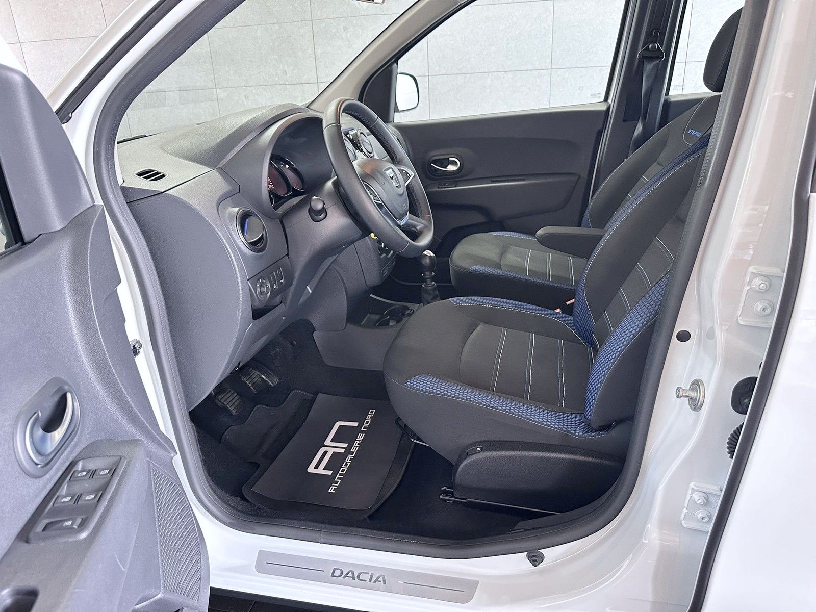Dacia Lodgy Lodgy Laureate Tempomat+7 Sitze+Kamera