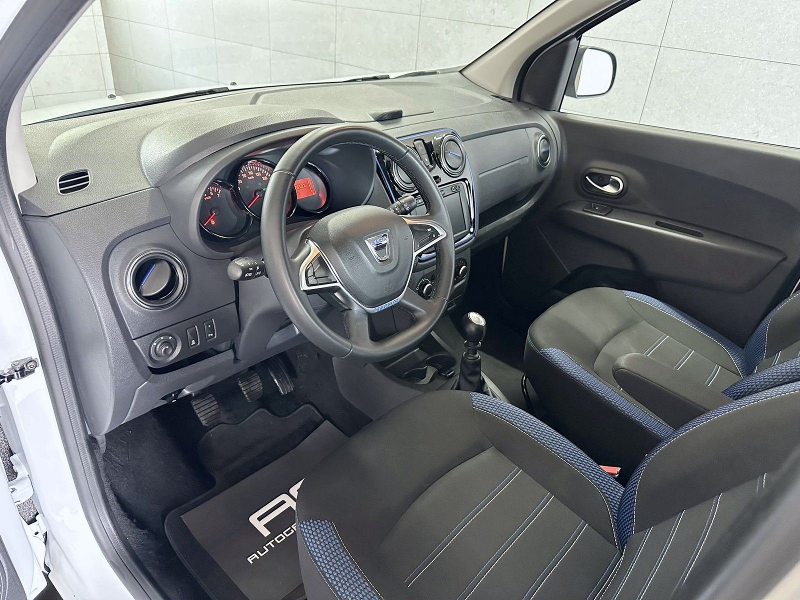 Dacia Lodgy Lodgy Laureate Tempomat+7 Sitze+Kamera