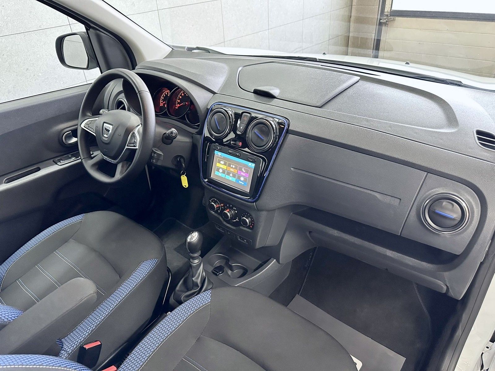 Dacia Lodgy Lodgy Laureate Tempomat+7 Sitze+Kamera