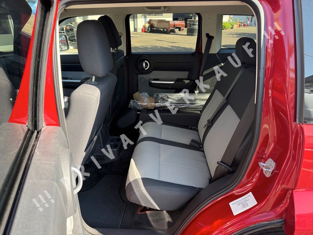 Dodge Nitro Nitro SXT 2.8 CRD 4WD - Handschaltung/Scheckheft