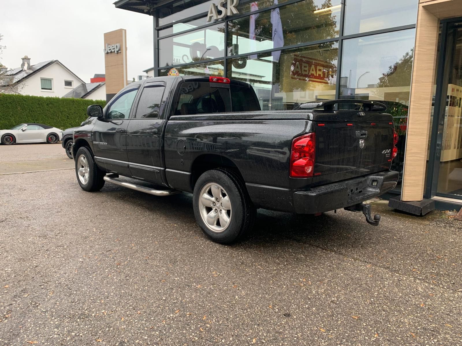 Dodge RAM RAM 1500 Hemi 5,7 Sport mit Gas Top