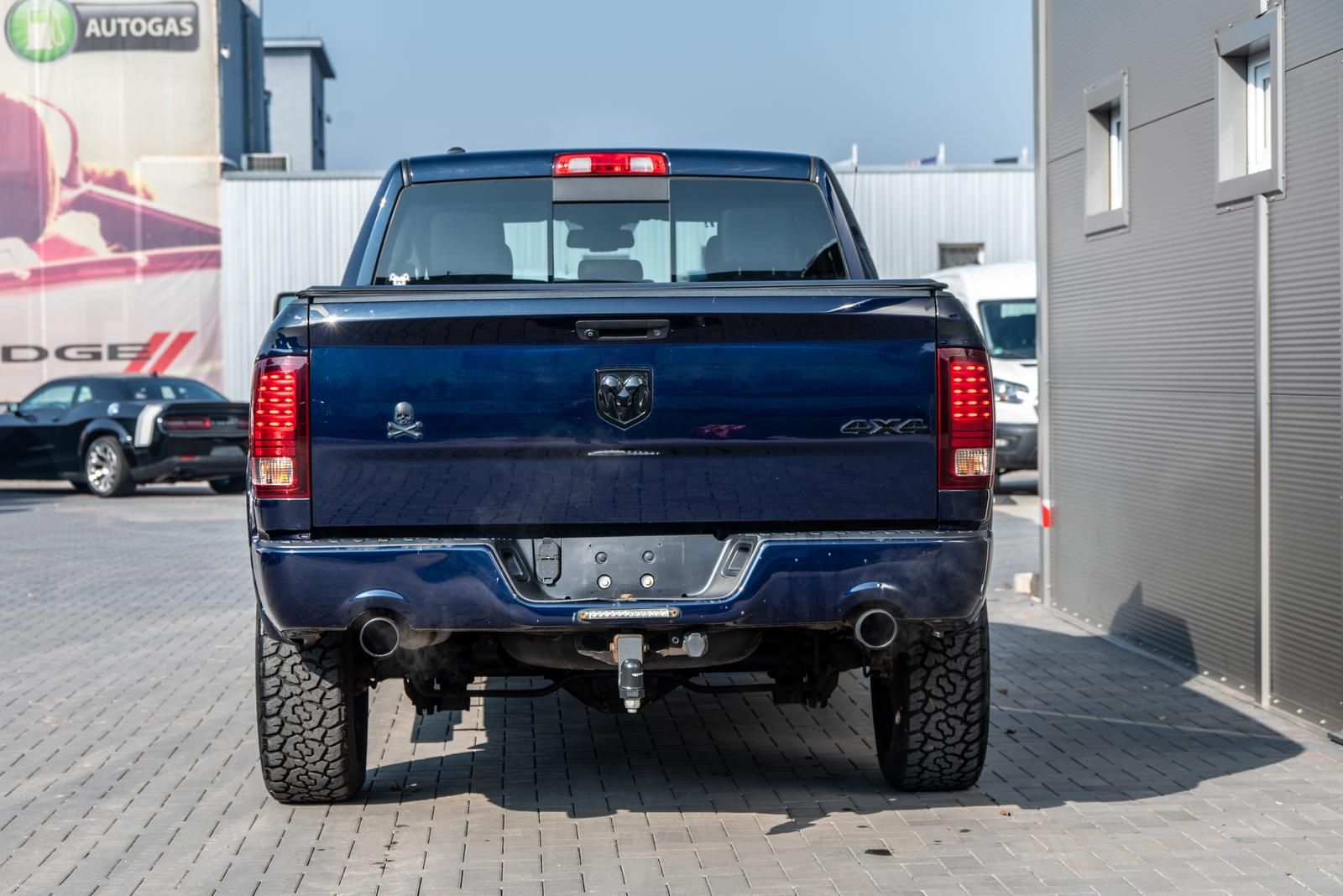 Dodge RAM Ram 1500 Sport 5,7l Quad Cab,Lang,Navi,Sitzhzg.