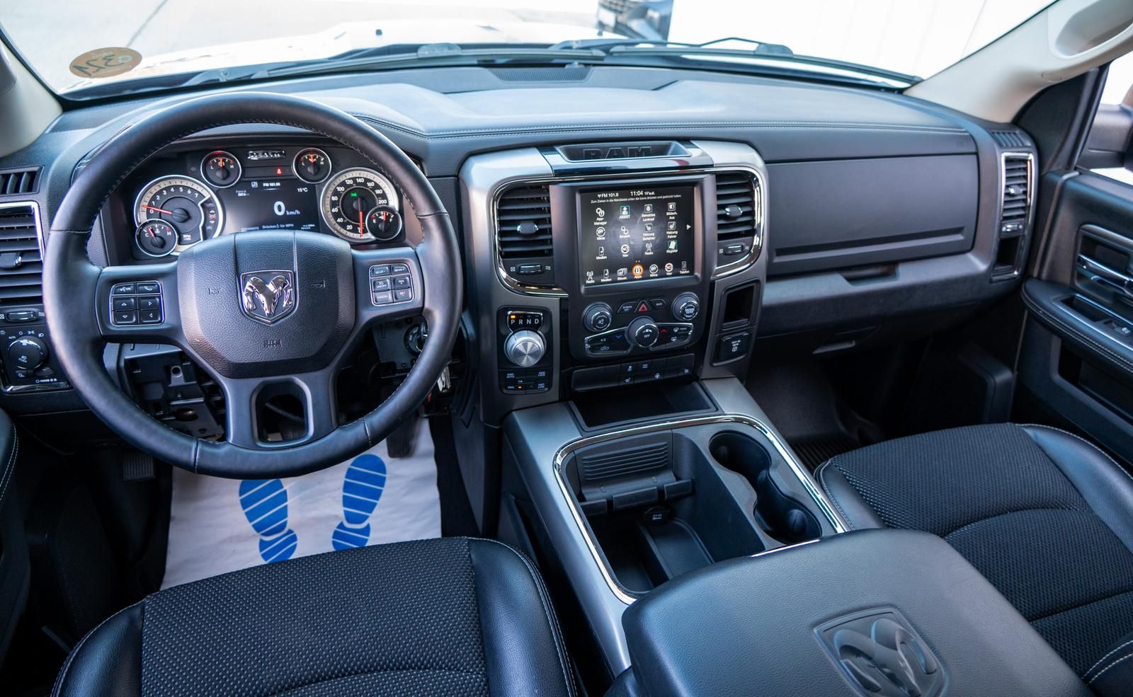 Dodge RAM Ram 1500 Sport 5,7l Quad Cab,Lang,Navi,Sitzhzg.
