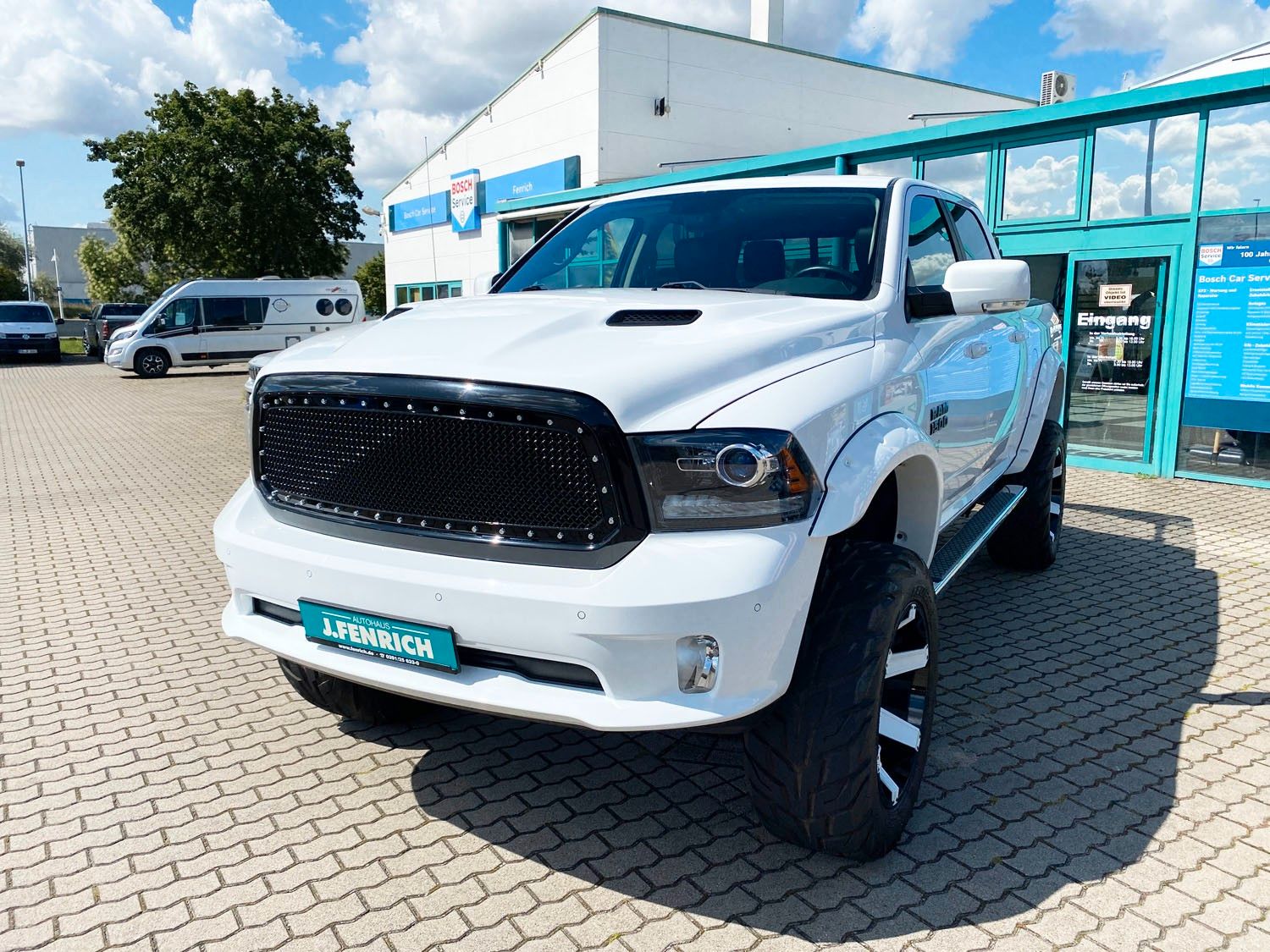 Dodge RAM RAM 5,7 V8 Crew Cab Sport|HÖHER &amp; BREITER|1.HAND