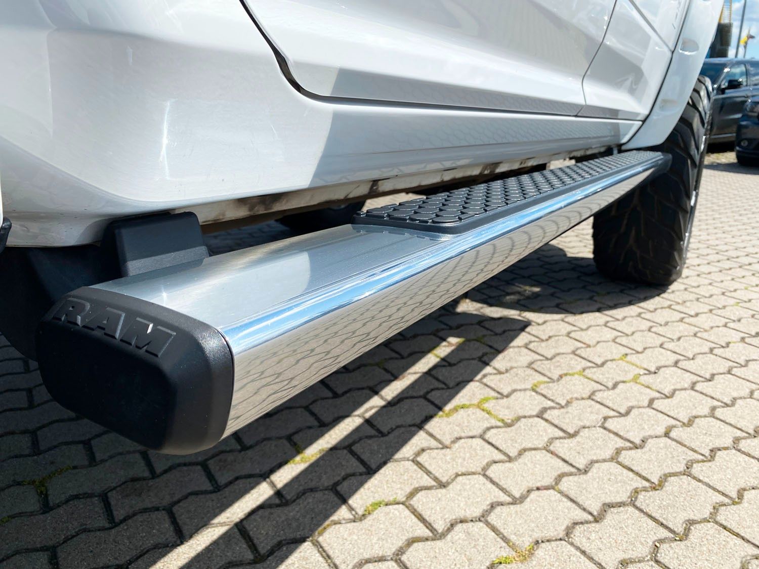 Dodge RAM RAM 5,7 V8 Crew Cab Sport|HÖHER &amp; BREITER|1.HAND