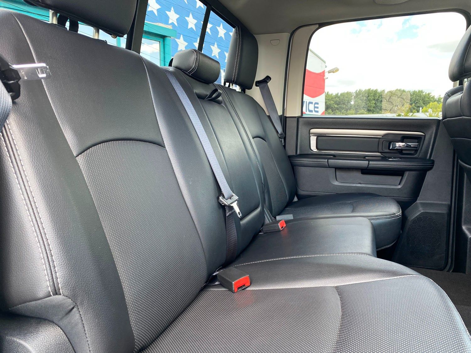 Dodge RAM RAM 5,7 V8 Crew Cab Sport|HÖHER &amp; BREITER|1.HAND
