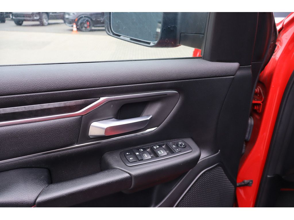 Dodge RAM RAM Big Horn 5.7l V8, 10 Zoll, LPG, NAP, Bügel