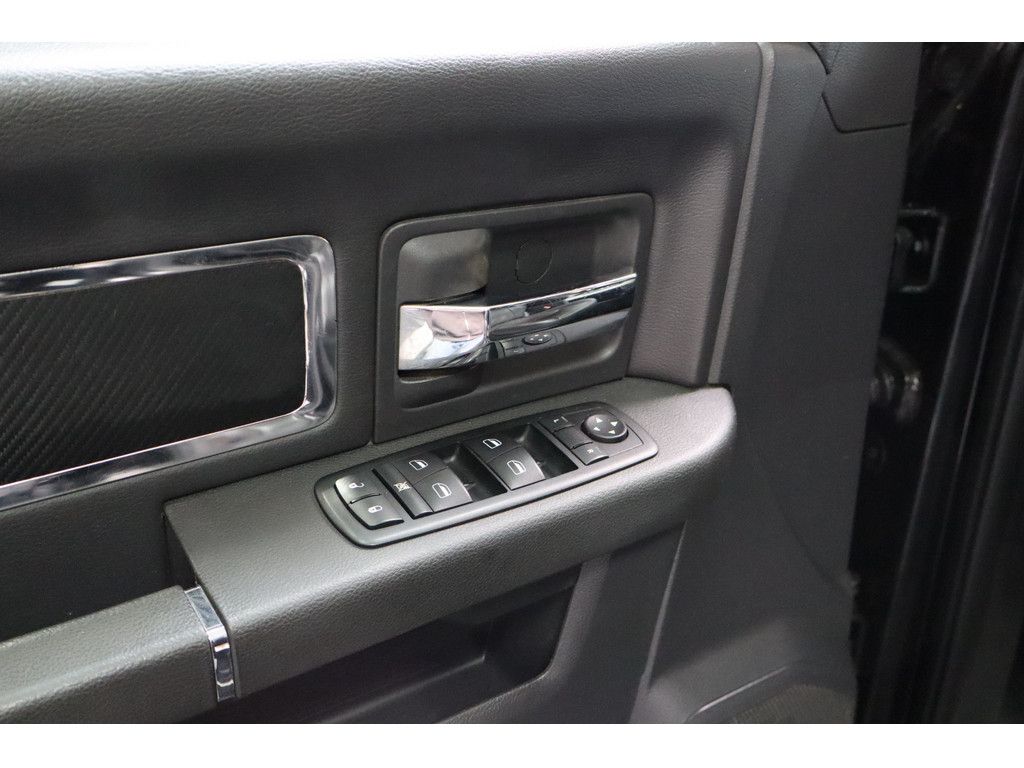 Dodge RAM RAM Laramie Crew Cab LPG, Leder, Schiebdach