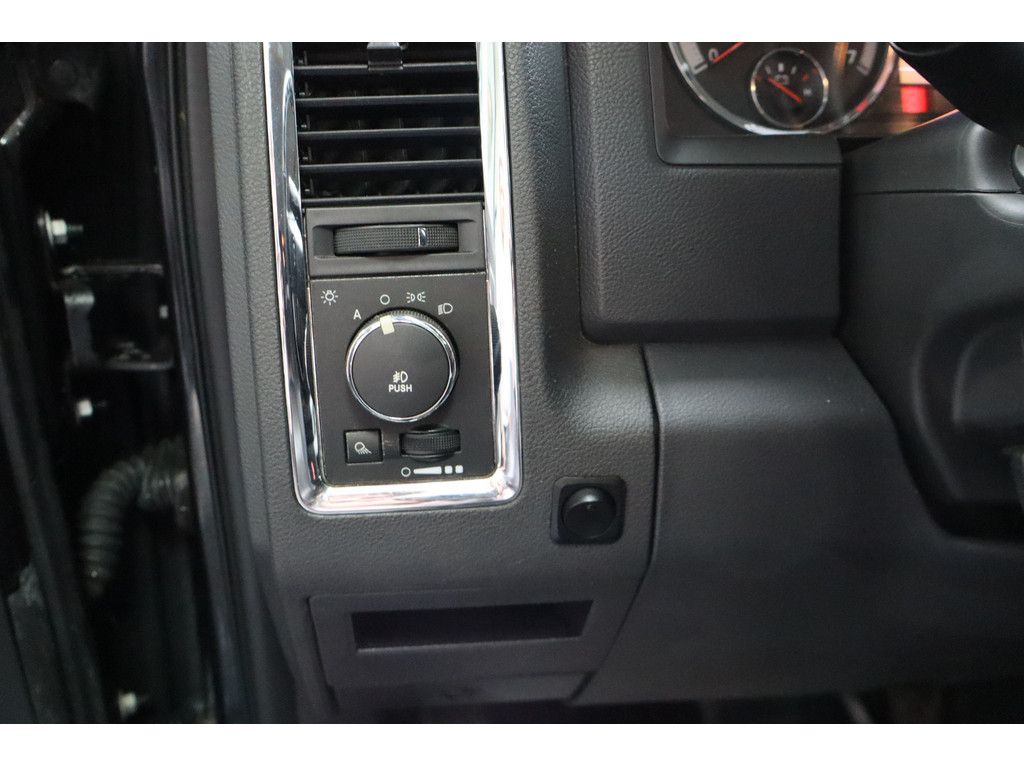 Dodge RAM RAM Laramie Crew Cab LPG, Leder, Schiebdach
