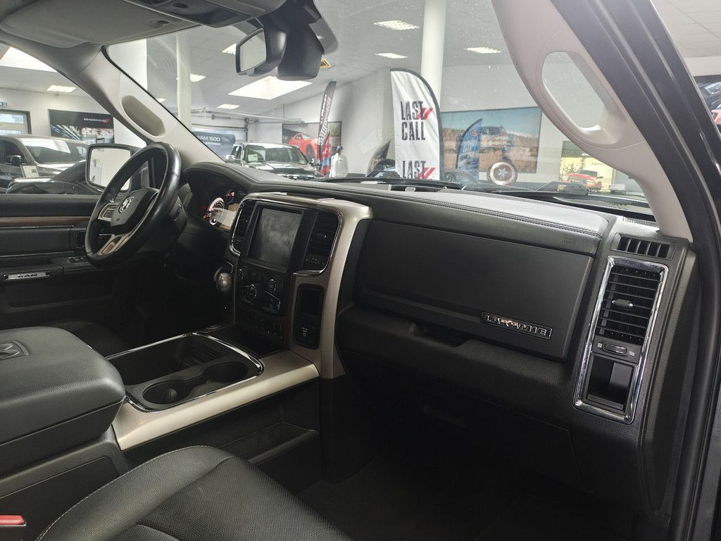 Dodge RAM RAM Laramie Quad Cab Hardtop LPG