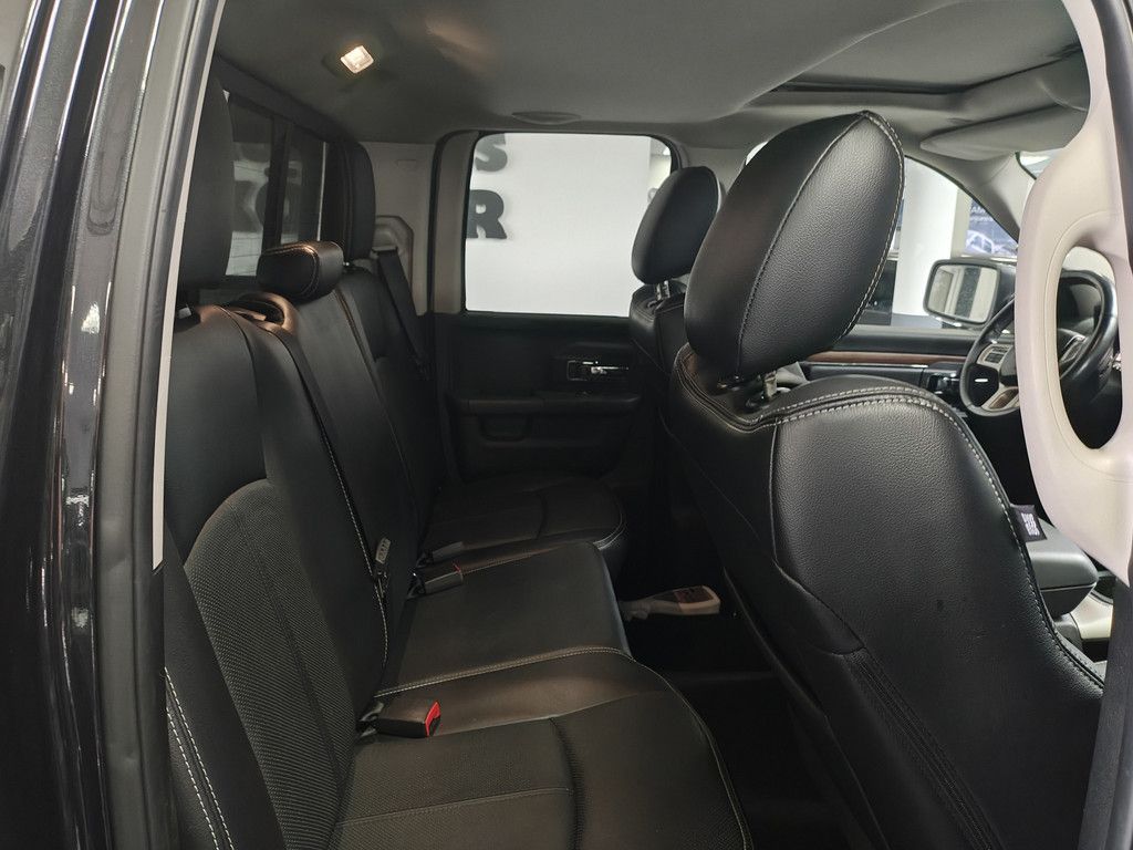 Dodge RAM RAM Laramie Quad Cab Hardtop LPG