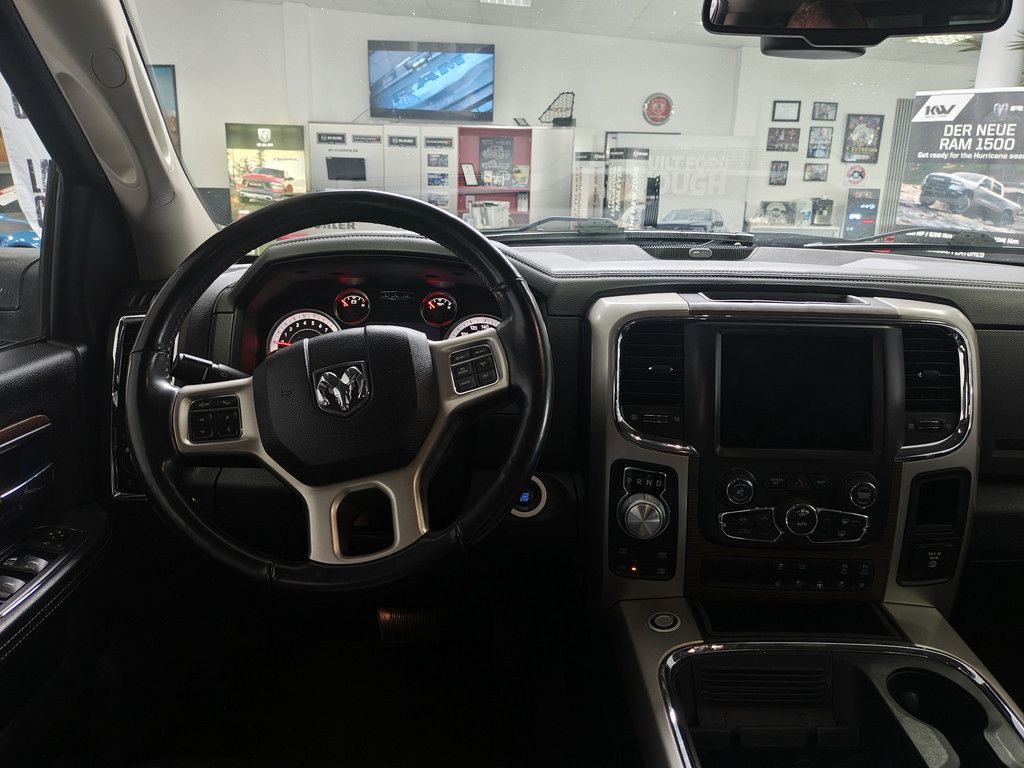 Dodge RAM RAM Laramie Quad Cab Hardtop LPG