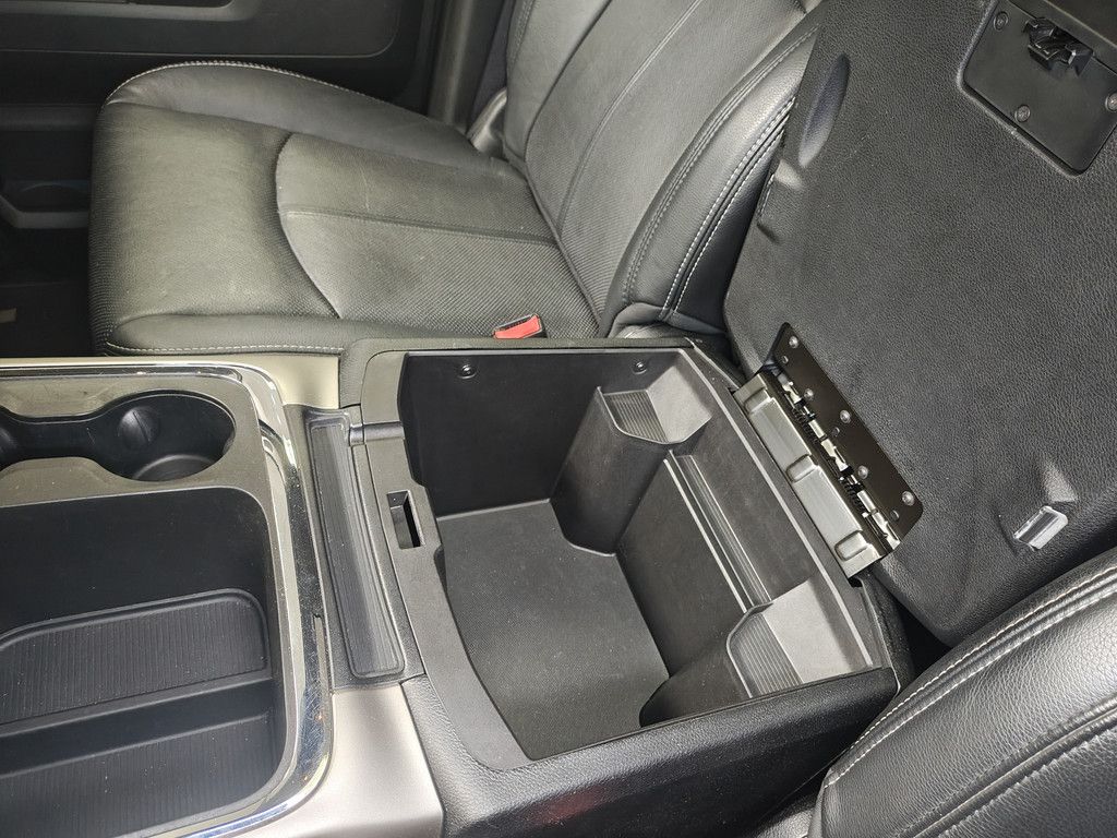 Dodge RAM RAM Laramie Quad Cab Hardtop LPG