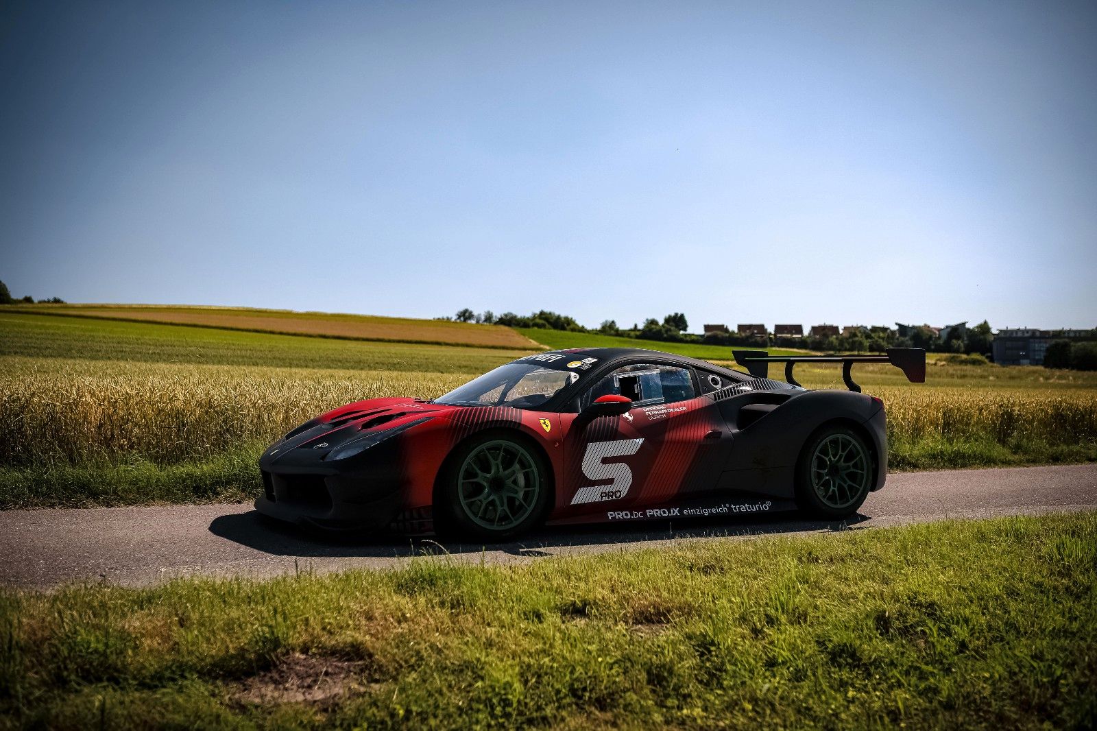 Ferrari 488 GTB 488 Challenge EX Genter / Lauer RACING