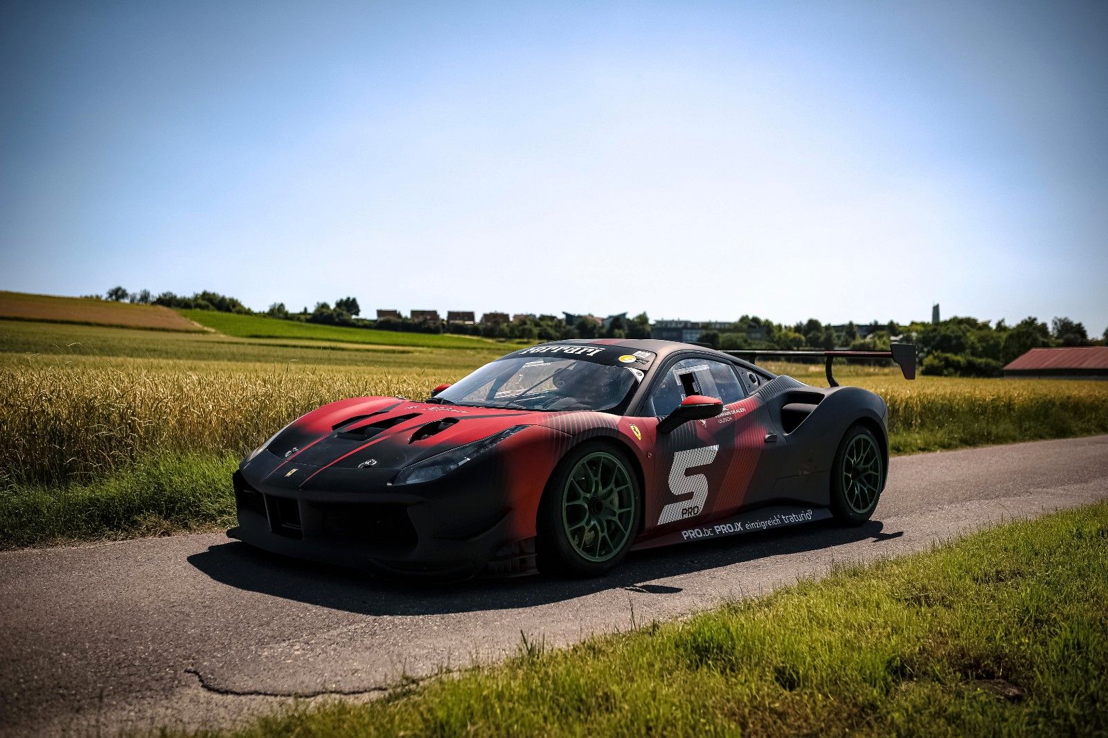 Ferrari 488 GTB 488 Challenge EX Genter / Lauer RACING