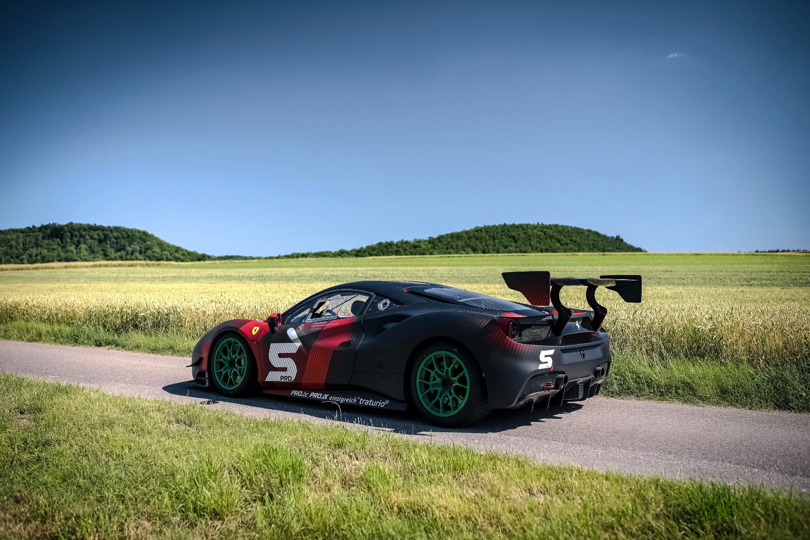 Ferrari 488 GTB 488 Challenge EX Genter / Lauer RACING