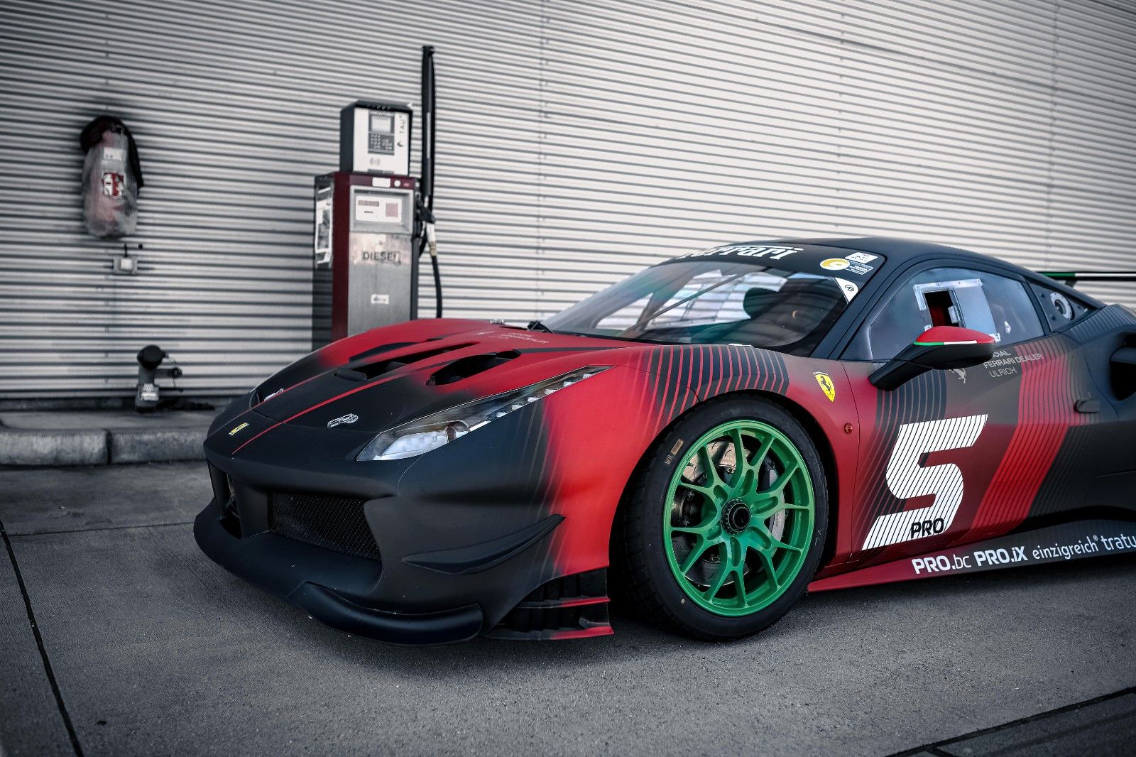 Ferrari 488 GTB 488 Challenge EX Genter / Lauer RACING