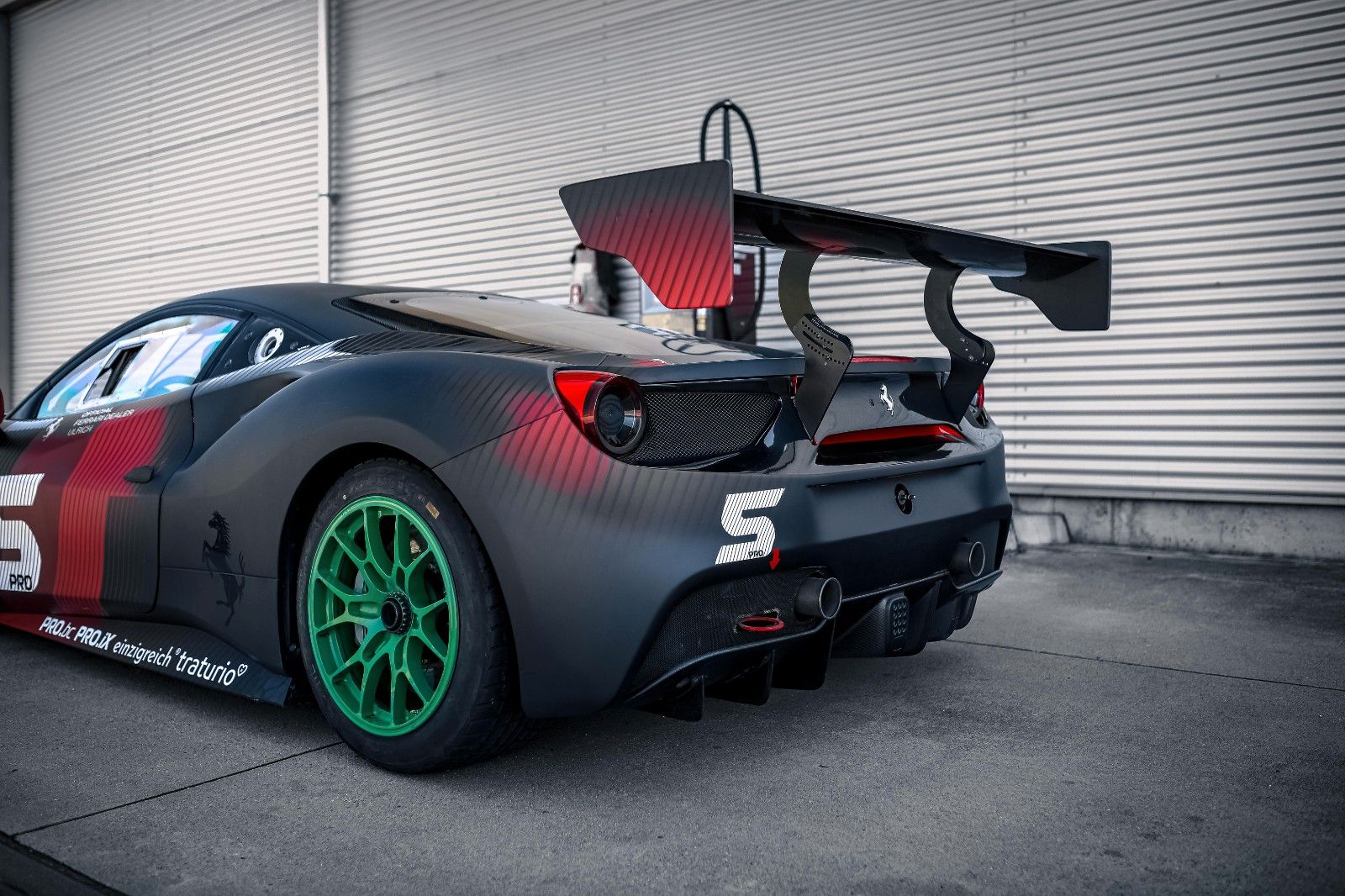 Ferrari 488 GTB 488 Challenge EX Genter / Lauer RACING