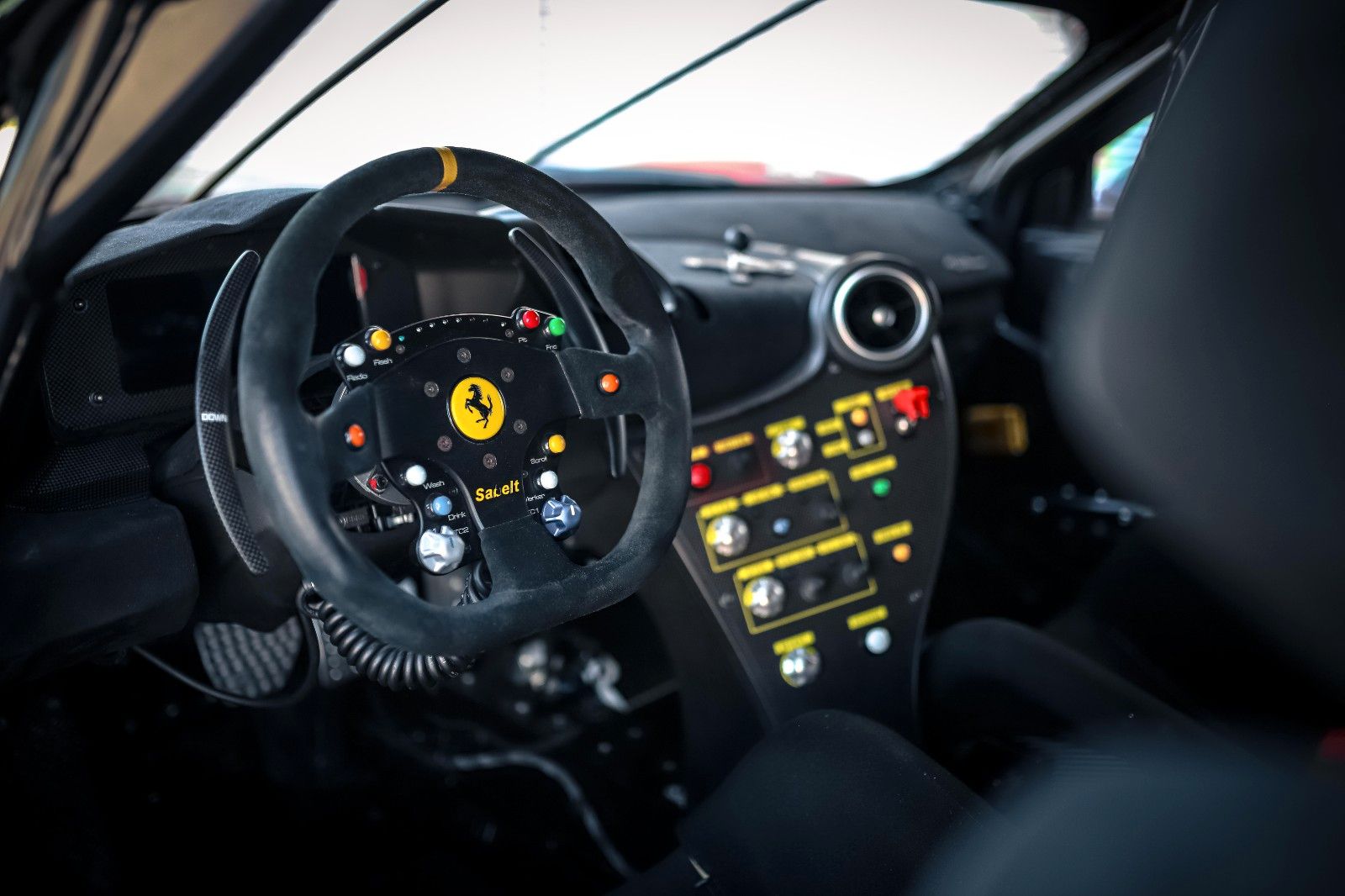 Ferrari 488 GTB 488 Challenge EX Genter / Lauer RACING