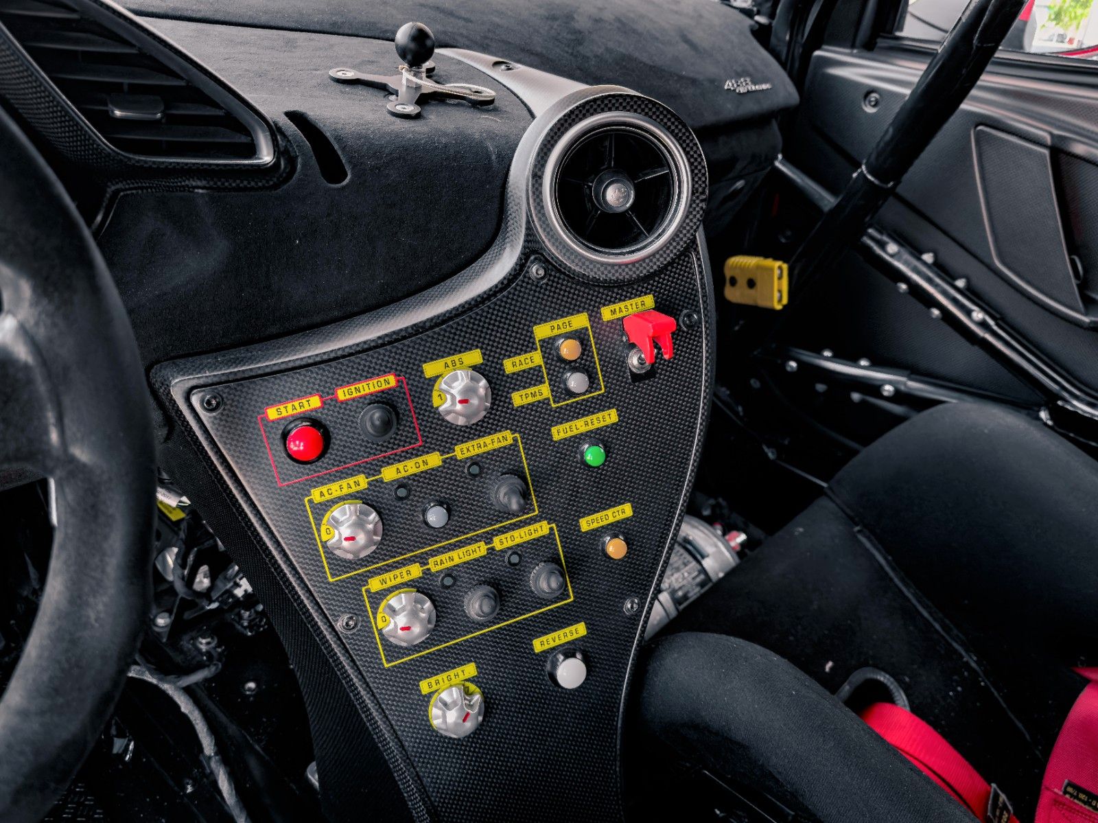 Ferrari 488 GTB 488 Challenge EX Genter / Lauer RACING
