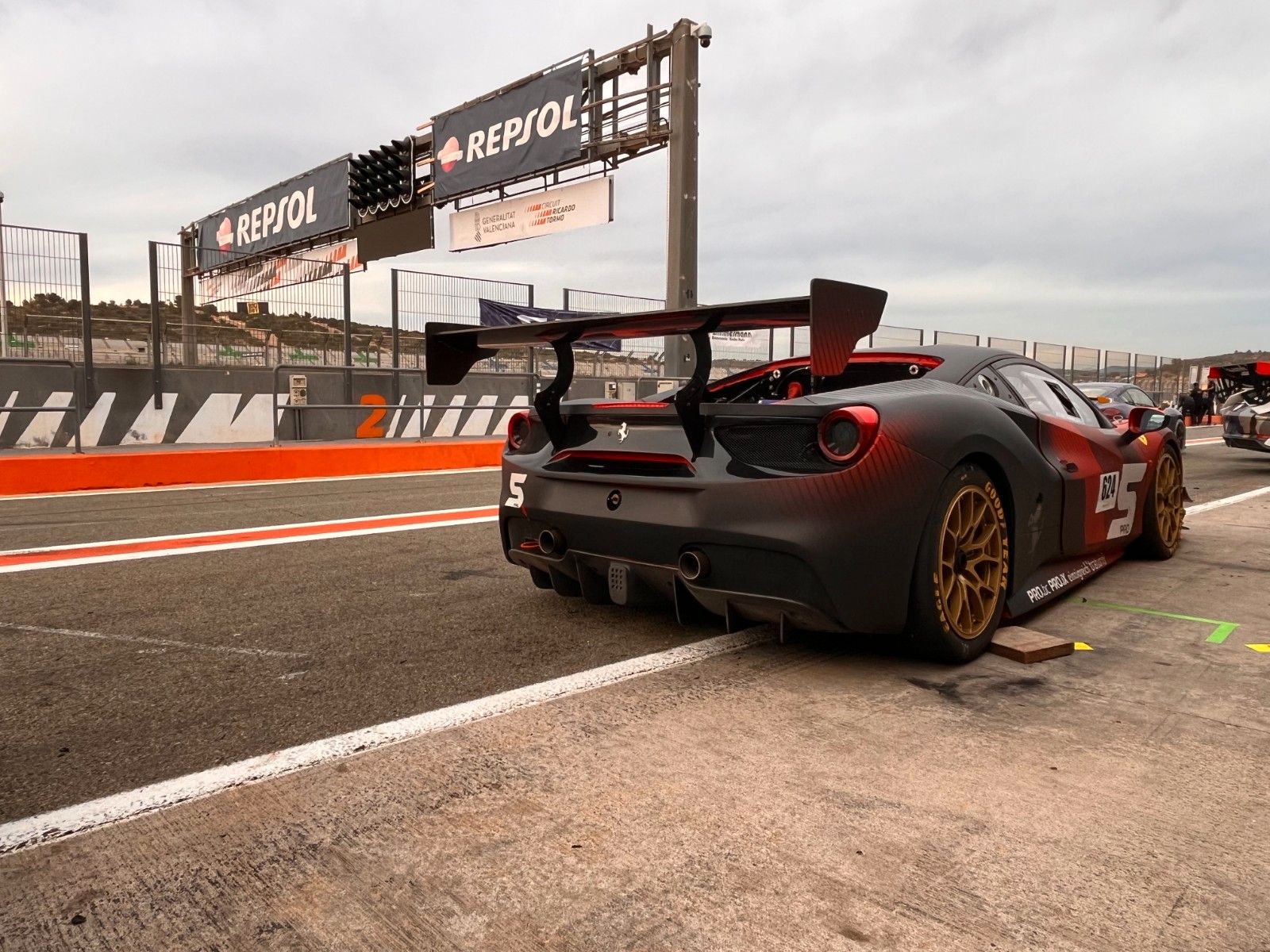 Ferrari 488 GTB 488 Challenge EX Genter / Lauer RACING