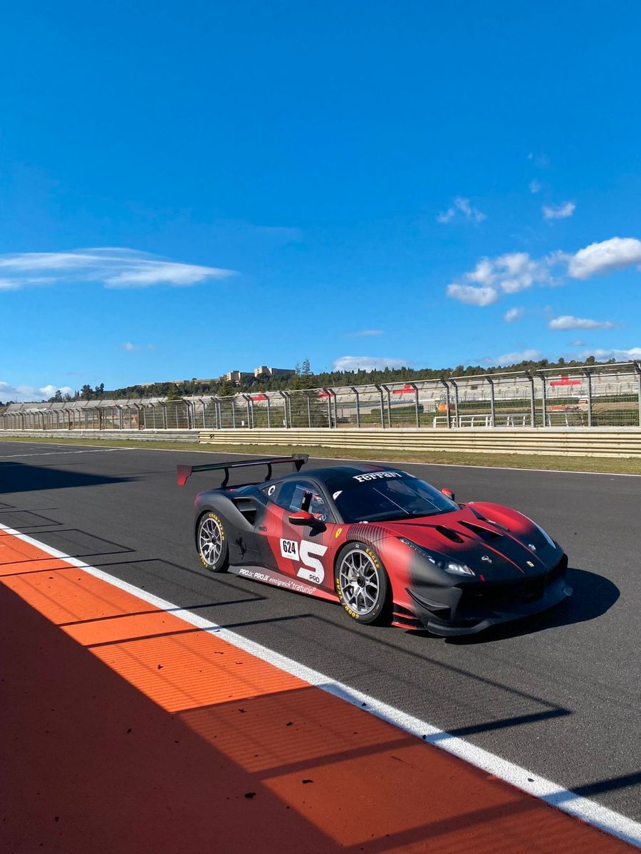 Ferrari 488 GTB 488 Challenge EX Genter / Lauer RACING