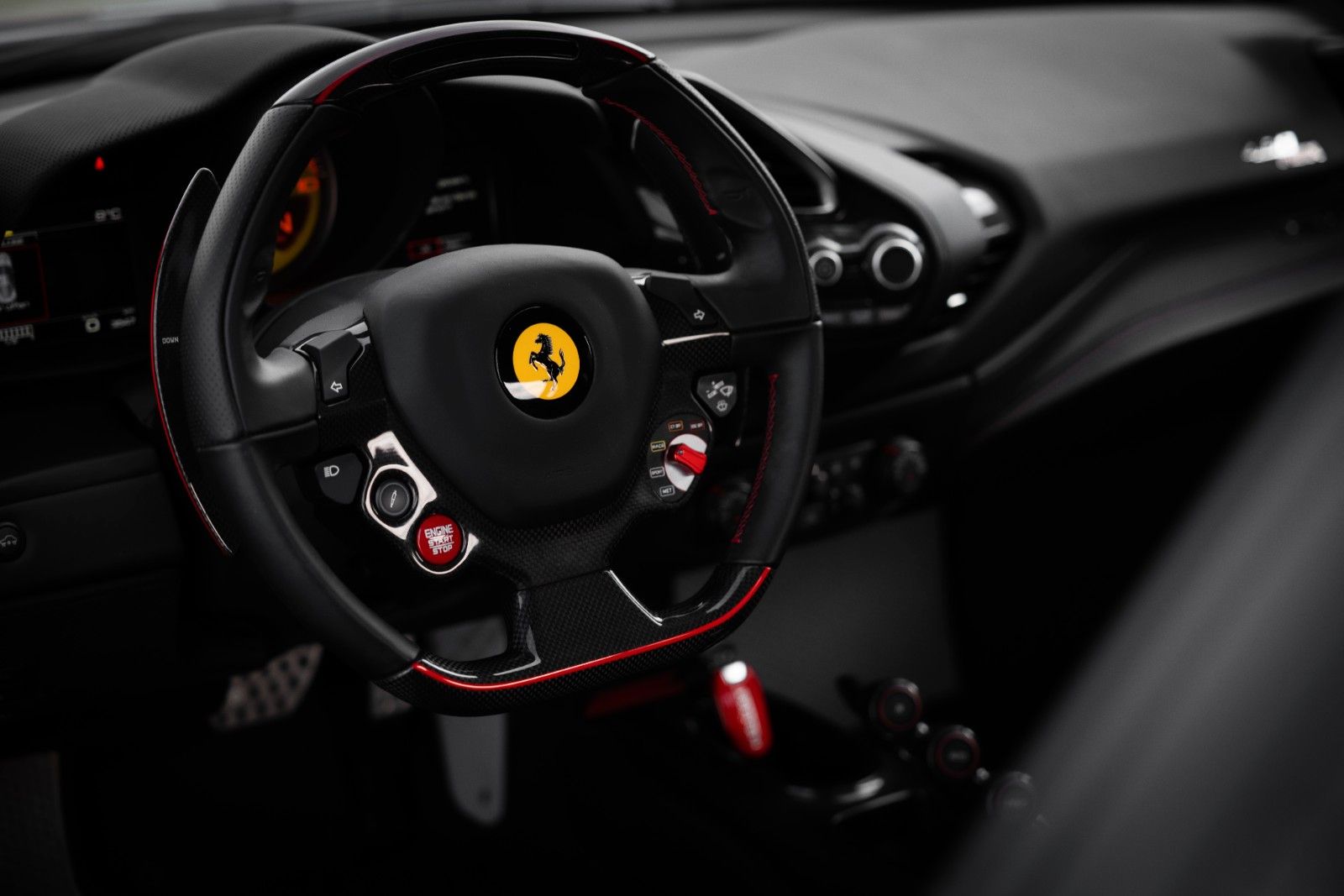 Ferrari 488 Pista 488 Pista *KERAMIK PAKET!