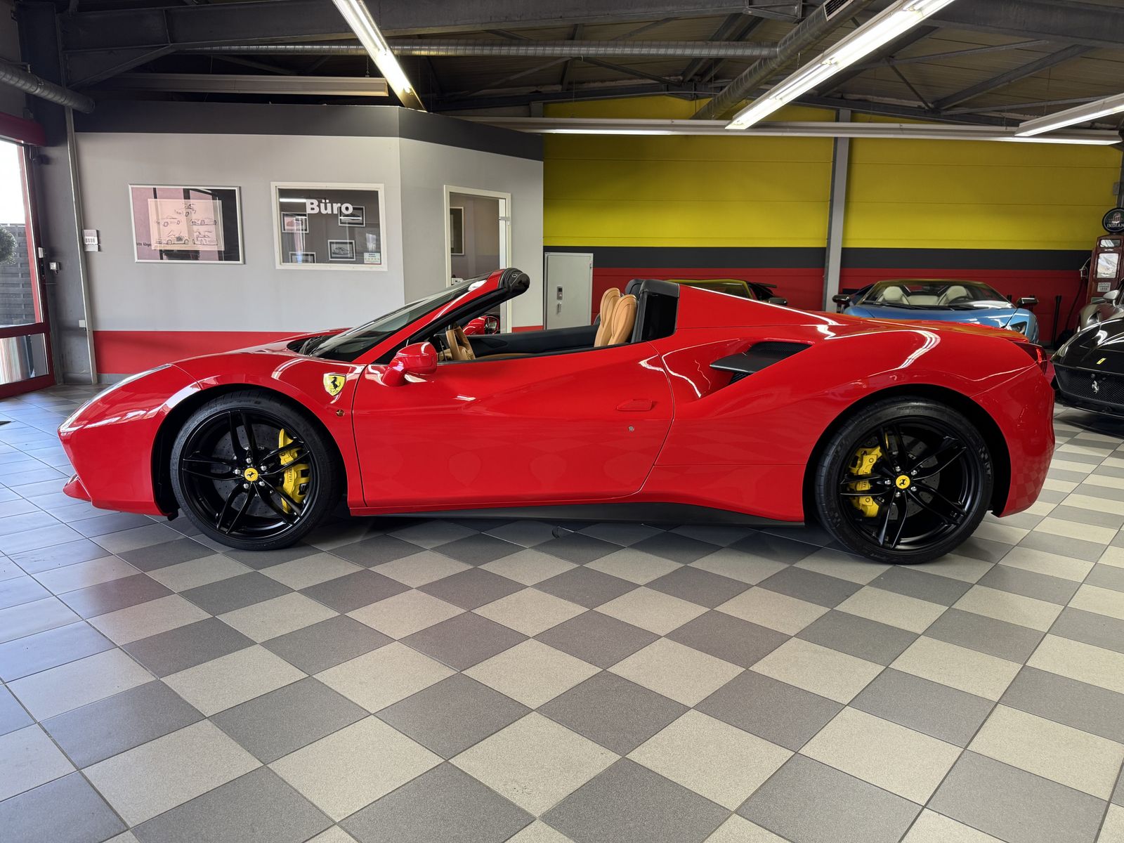 Ferrari 488 Spider 488 Spider Garantie*2.Hand*Scheckheft*Liftsystem