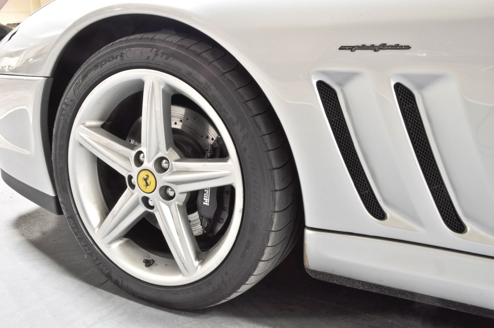 Ferrari 575 Maranello*Ferrari-Service NEU*Reifen &amp; TÜV NEU