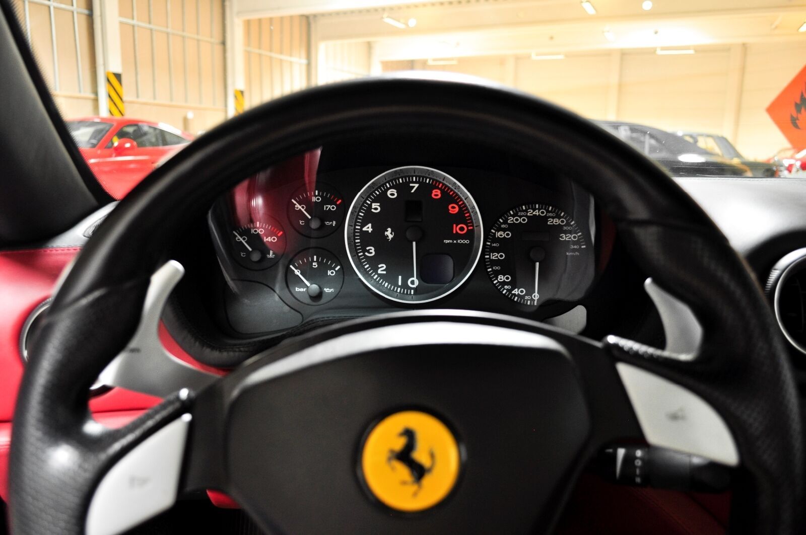 Ferrari 575 Maranello*Ferrari-Service NEU*Reifen &amp; TÜV NEU